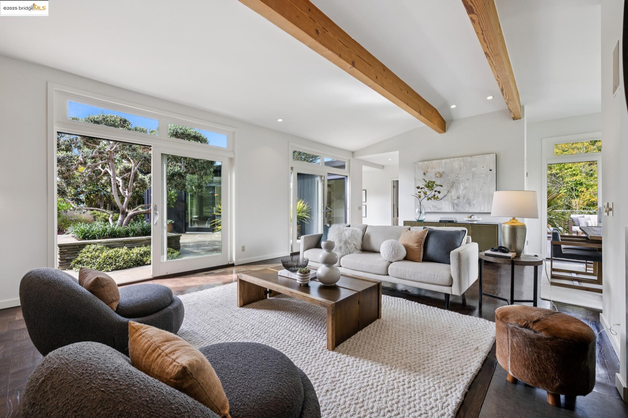 Detail Gallery Image 15 of 59 For 7 Requa Place, Piedmont,  CA 94611 - 4 Beds | 4 Baths