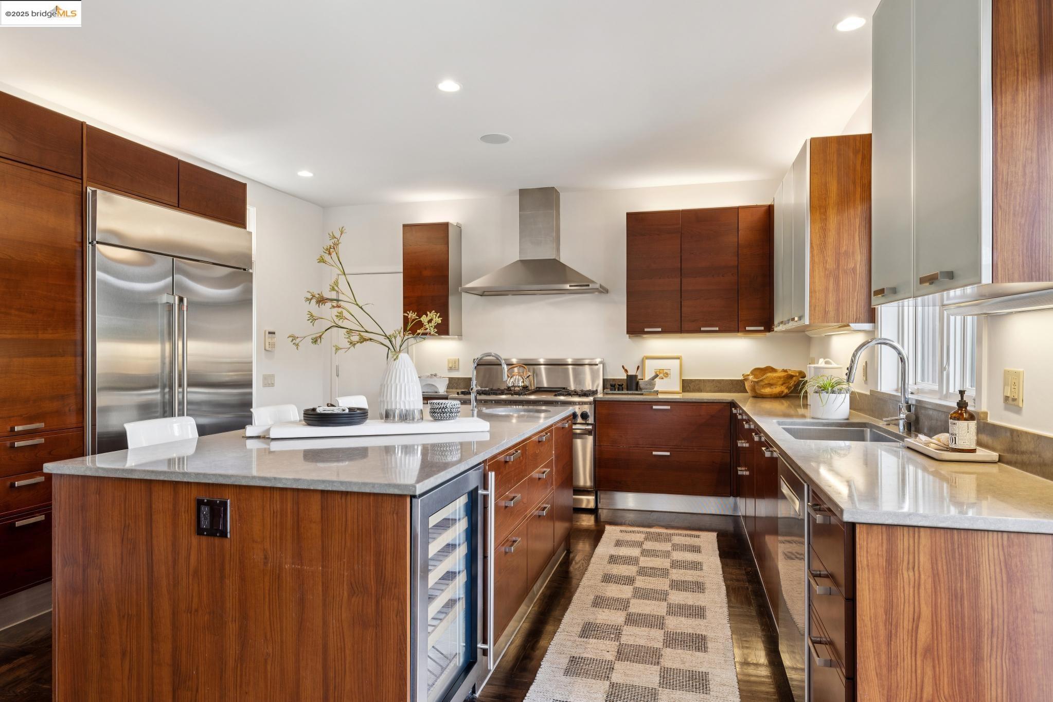 Detail Gallery Image 25 of 59 For 7 Requa Place, Piedmont,  CA 94611 - 4 Beds | 4 Baths