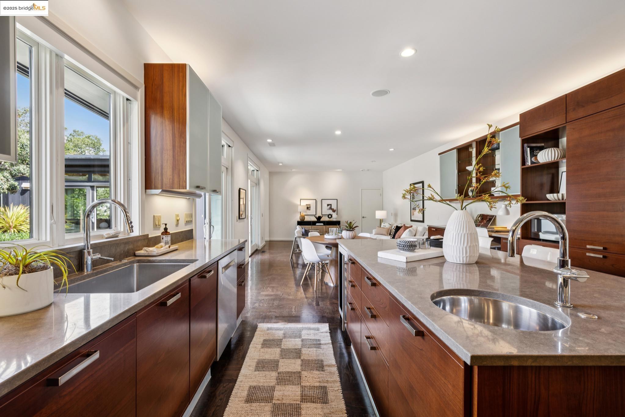 Detail Gallery Image 27 of 59 For 7 Requa Place, Piedmont,  CA 94611 - 4 Beds | 4 Baths