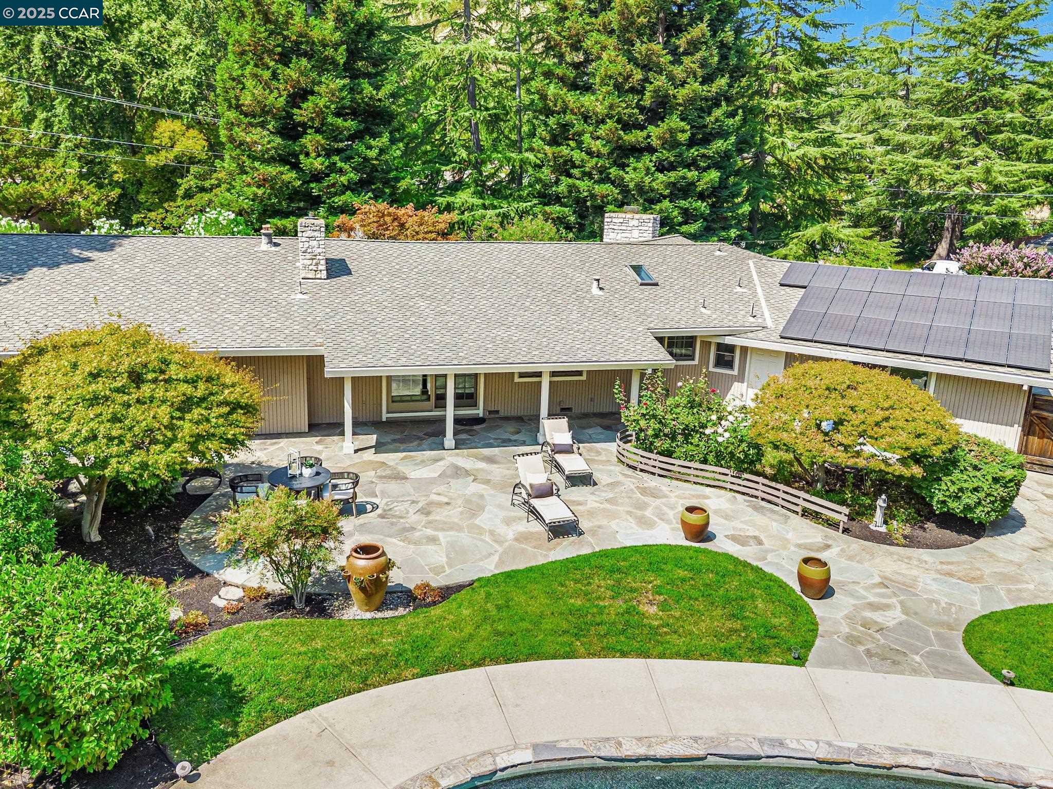 Detail Gallery Image 3 of 25 For 2600 Lunada Ln, Alamo,  CA 94507 - 4 Beds | 2/1 Baths