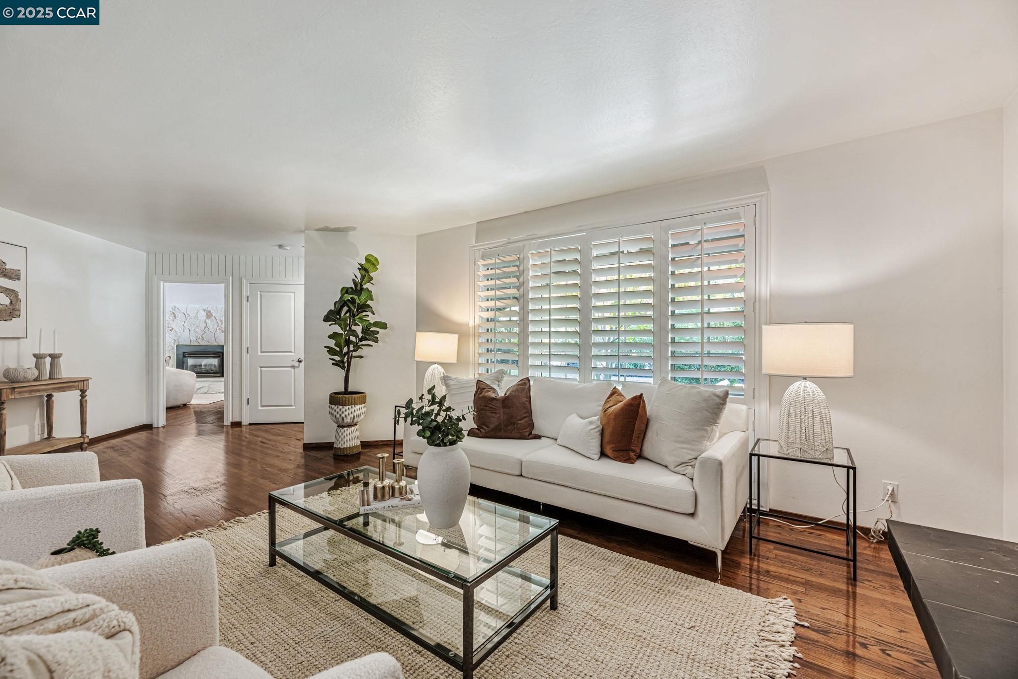 Detail Gallery Image 9 of 25 For 2600 Lunada Ln, Alamo,  CA 94507 - 4 Beds | 2/1 Baths