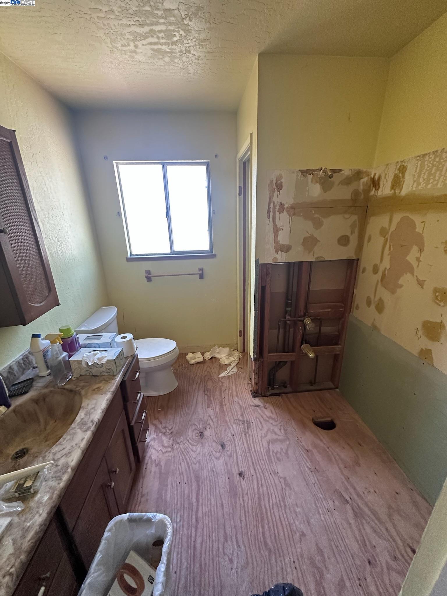 Detail Gallery Image 24 of 36 For 574 Juana Ave, San Leandro,  CA 94577 - 4 Beds | 1 Baths