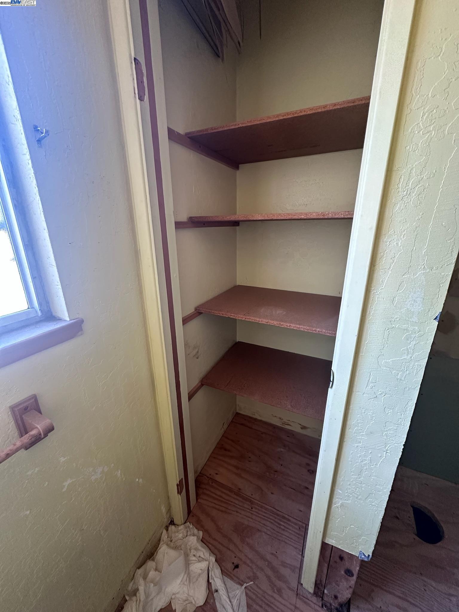 Detail Gallery Image 26 of 36 For 574 Juana Ave, San Leandro,  CA 94577 - 4 Beds | 1 Baths