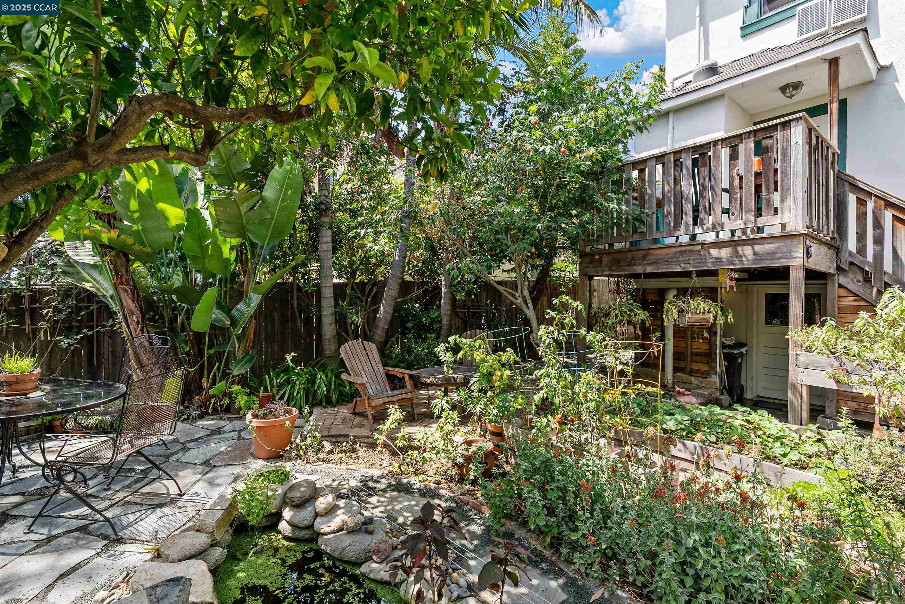 Detail Gallery Image 39 of 46 For 2840 11th Ave, Oakland,  CA 94610 - 3 Beds | 2 Baths