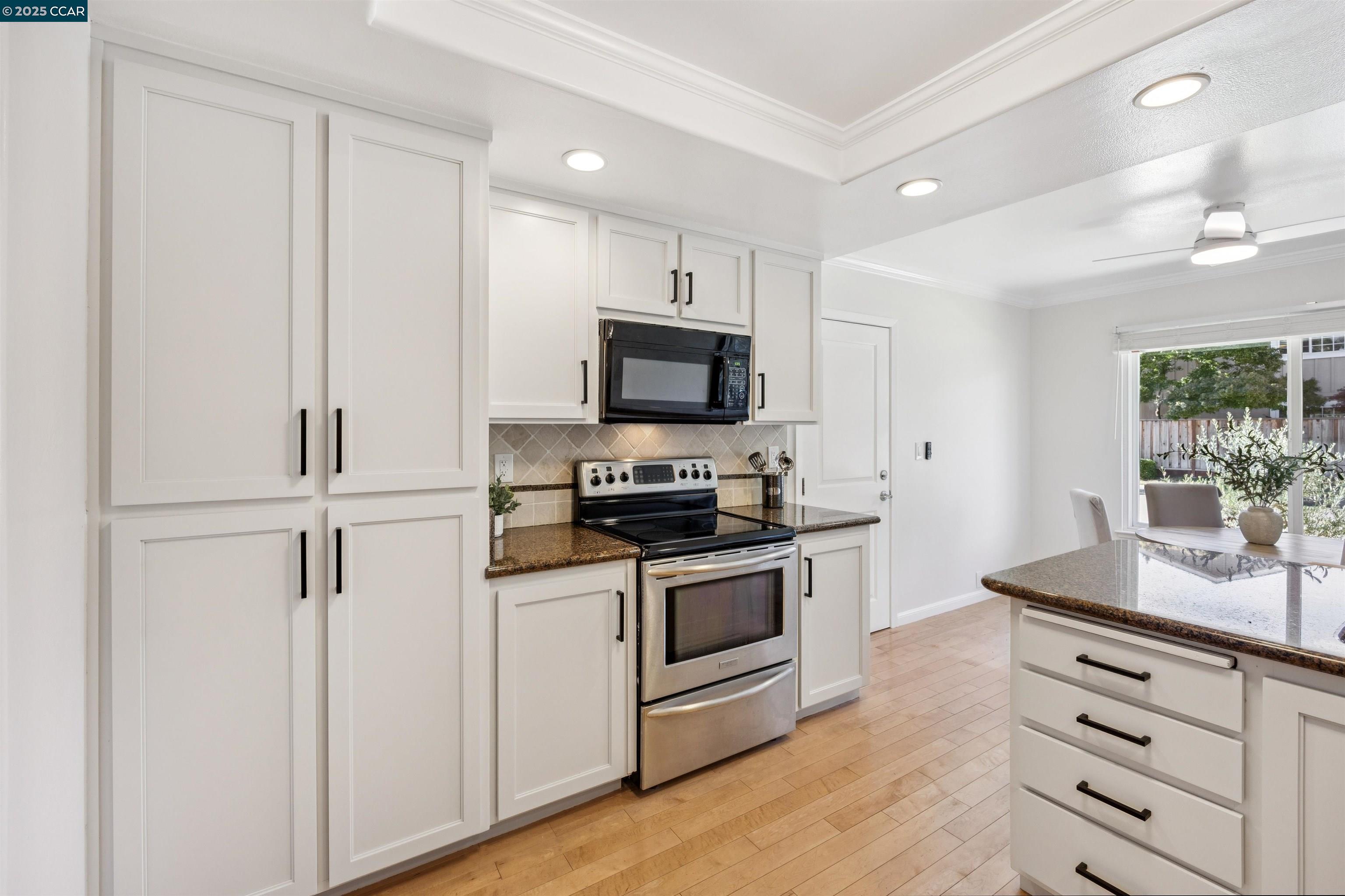 Detail Gallery Image 18 of 42 For 4697 Canary Dr, Pleasanton,  CA 94566 - 4 Beds | 2 Baths