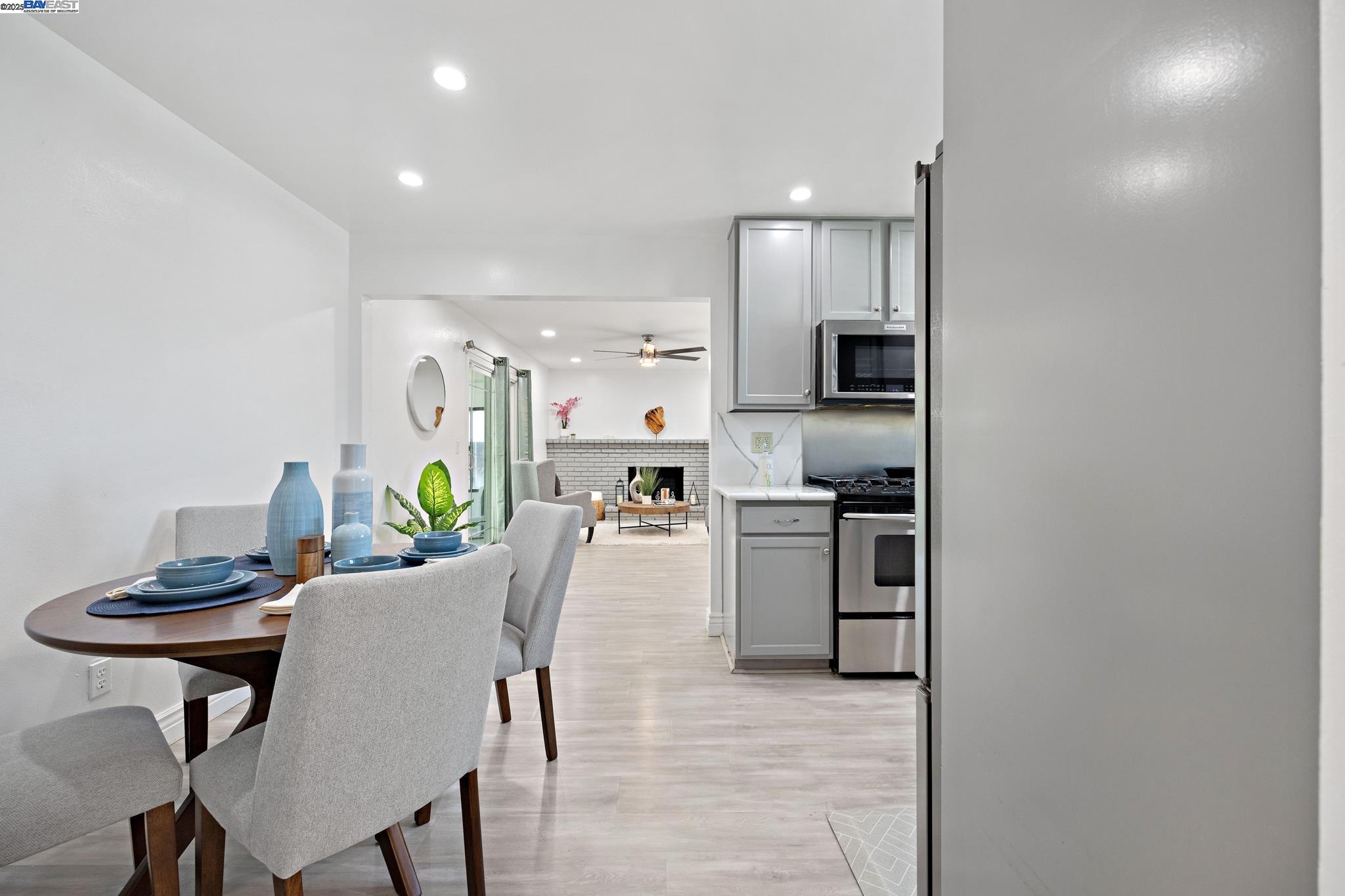 Detail Gallery Image 8 of 46 For 333 Atherton Ave, Pittsburg,  CA 94565 - 3 Beds | 2 Baths