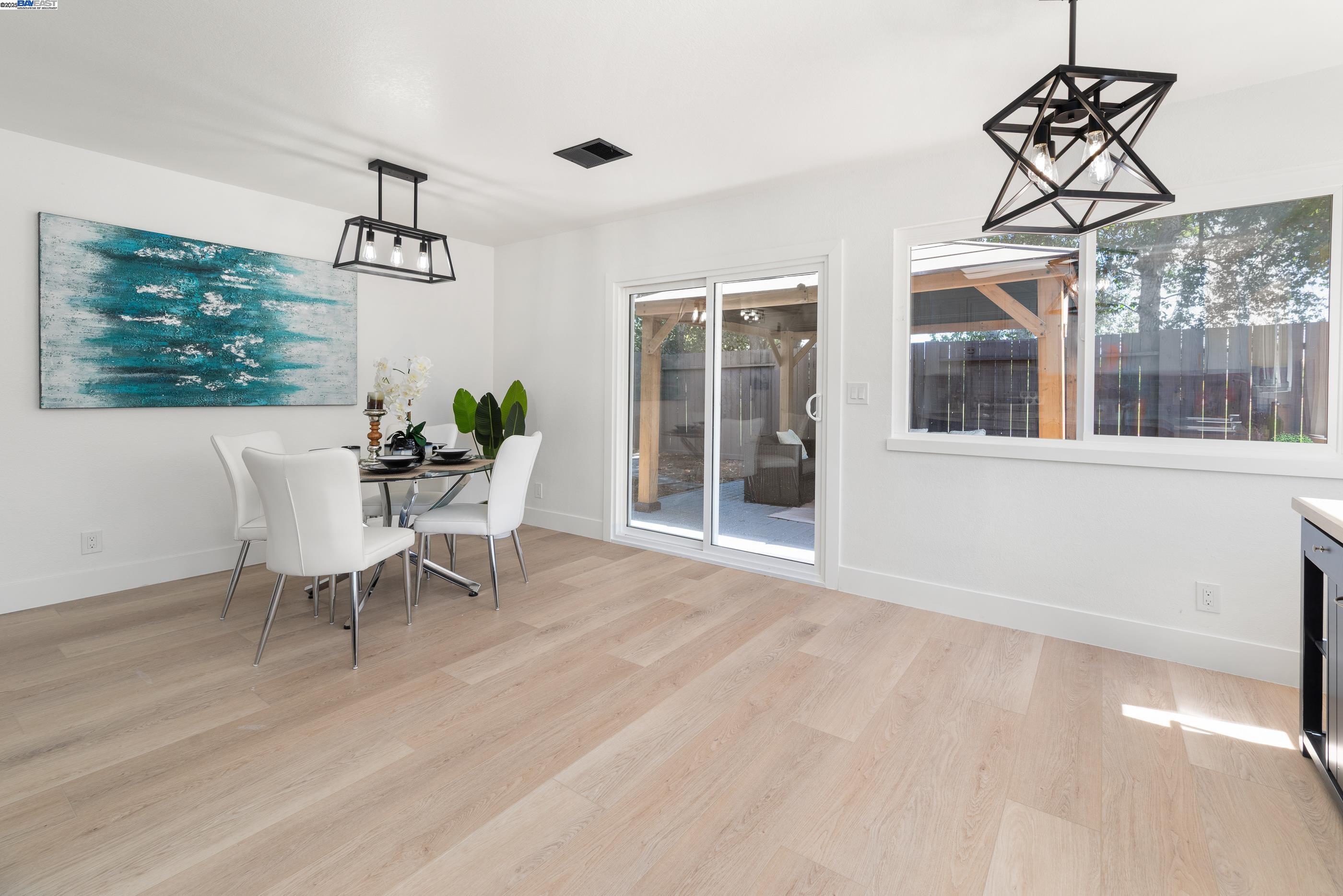 Detail Gallery Image 15 of 60 For 113 Shellie Ct, Bay Point,  CA 94565 - 4 Beds | 3 Baths