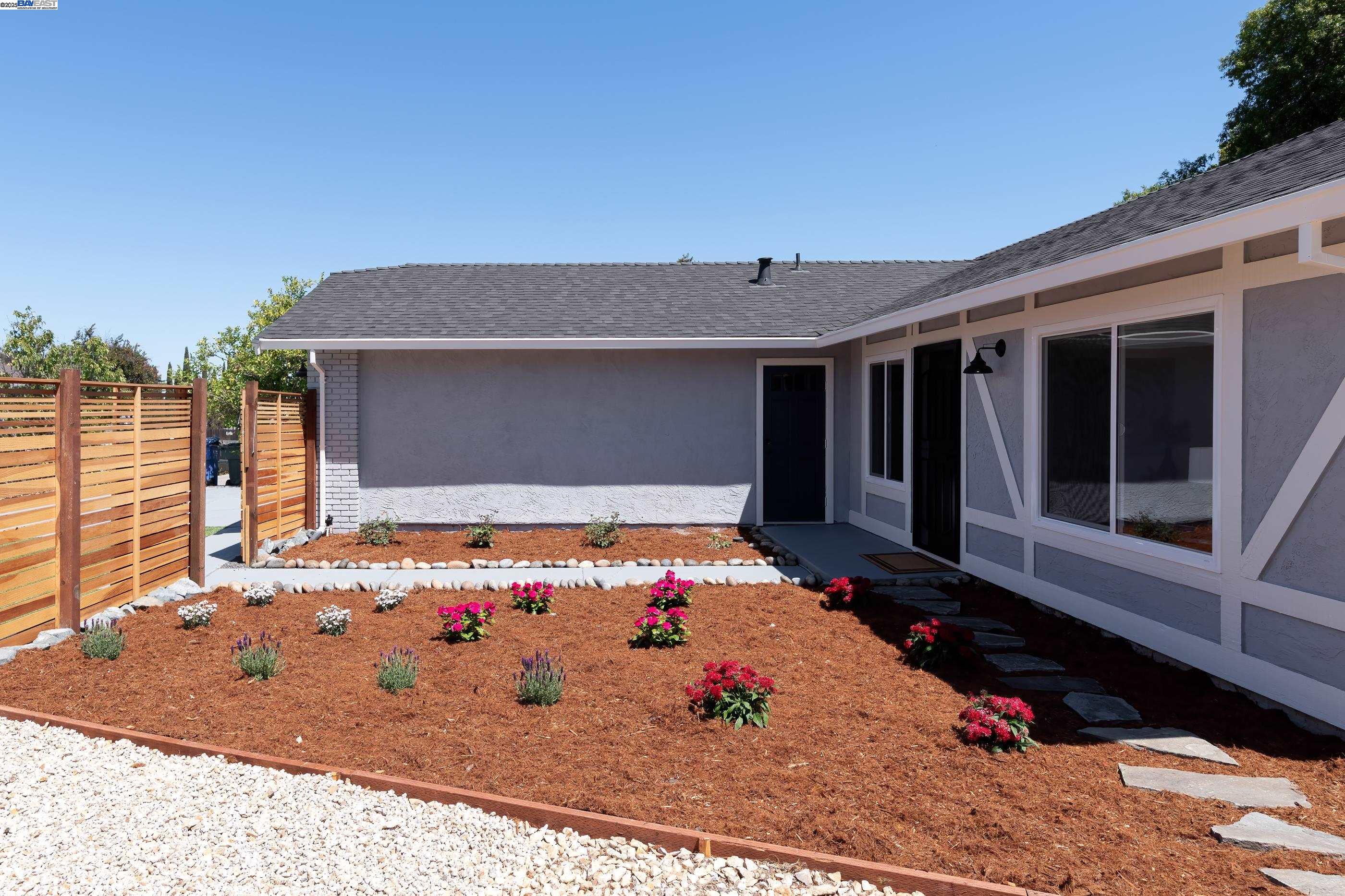 Detail Gallery Image 7 of 60 For 113 Shellie Ct, Bay Point,  CA 94565 - 4 Beds | 3 Baths