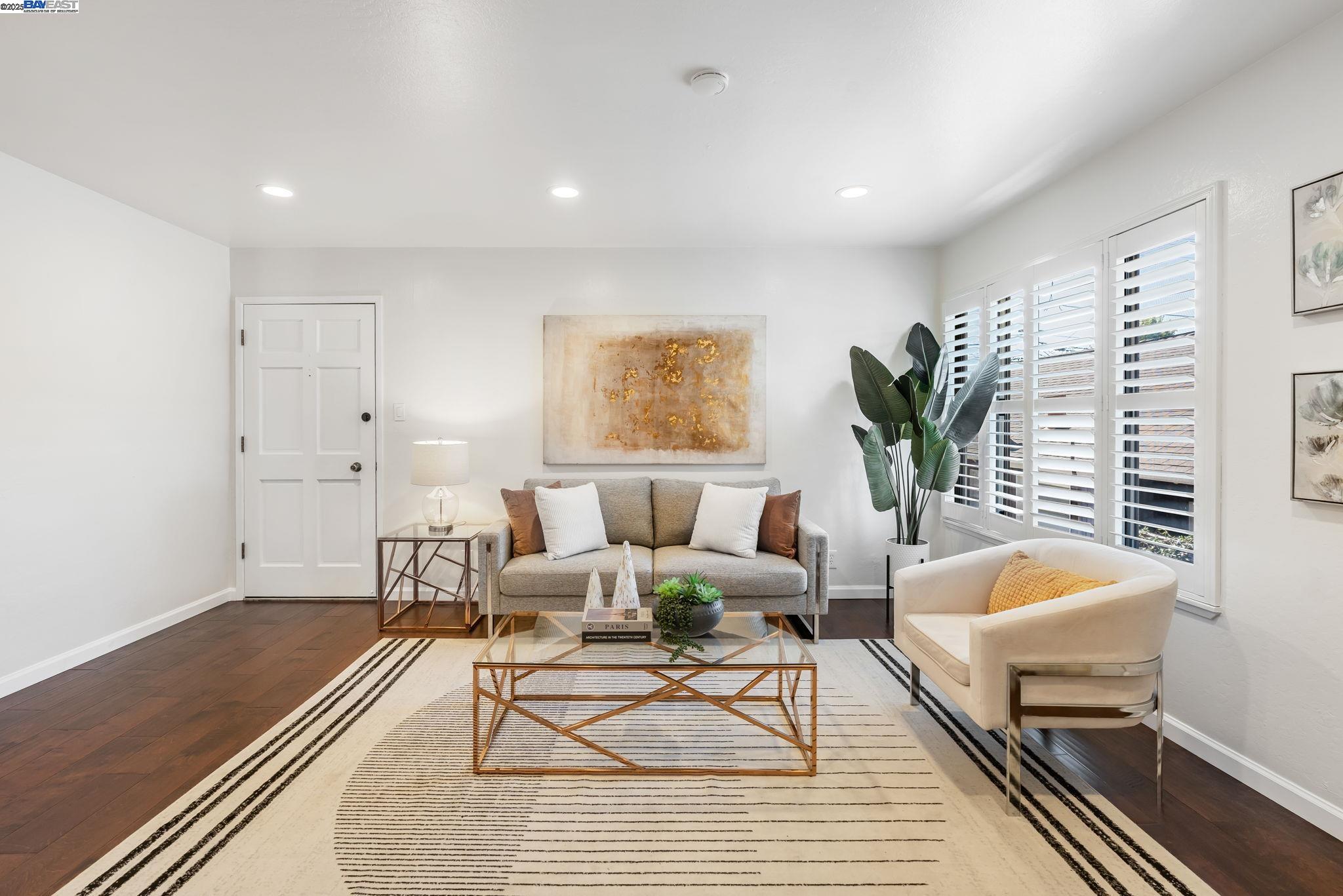 Photo #3: 41109556 Listing 