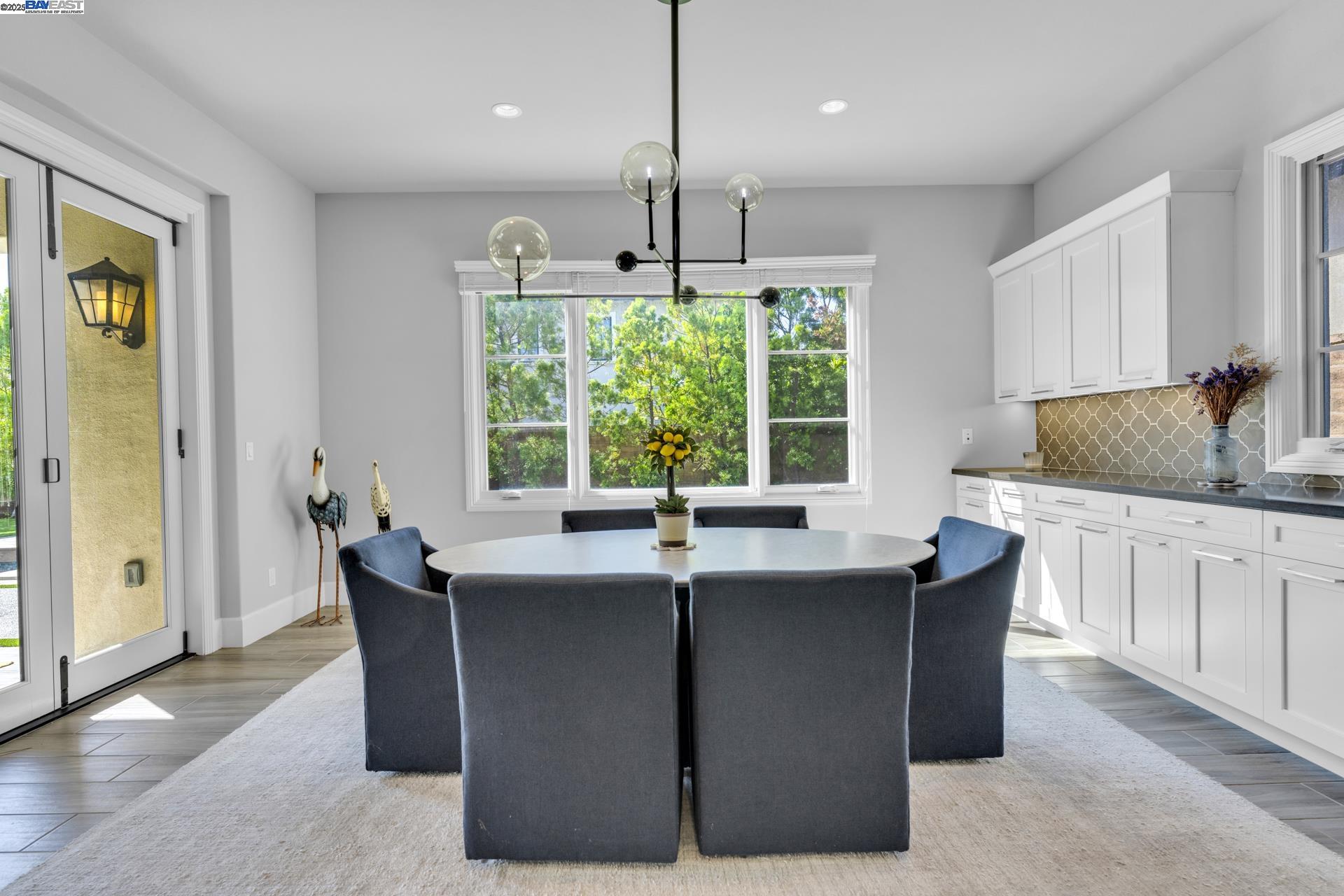 Detail Gallery Image 16 of 50 For 103 Crosswinds, Irvine,  CA 92602 - 5 Beds | 5/1 Baths