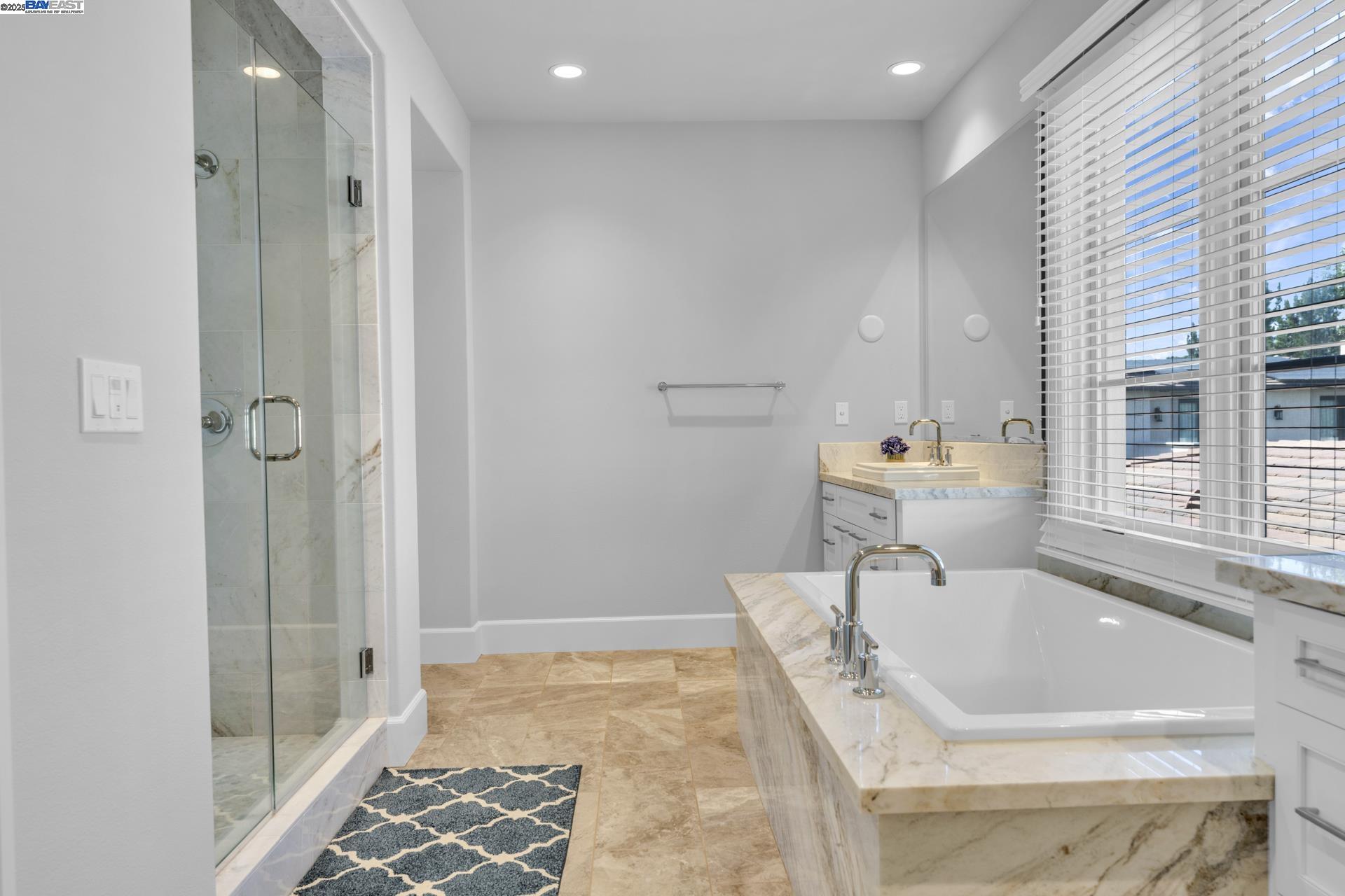 Detail Gallery Image 31 of 50 For 103 Crosswinds, Irvine,  CA 92602 - 5 Beds | 5/1 Baths
