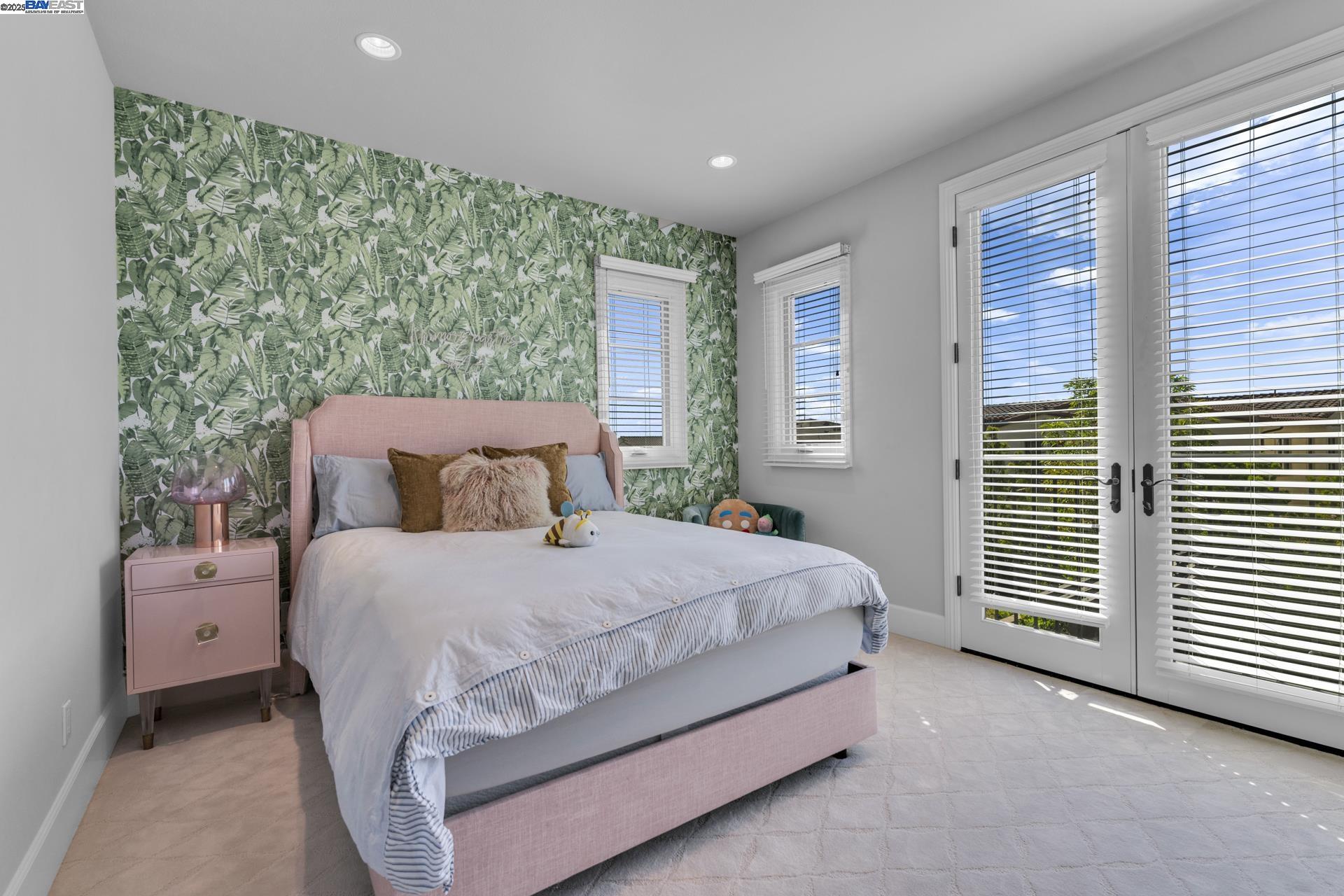 Detail Gallery Image 33 of 50 For 103 Crosswinds, Irvine,  CA 92602 - 5 Beds | 5/1 Baths