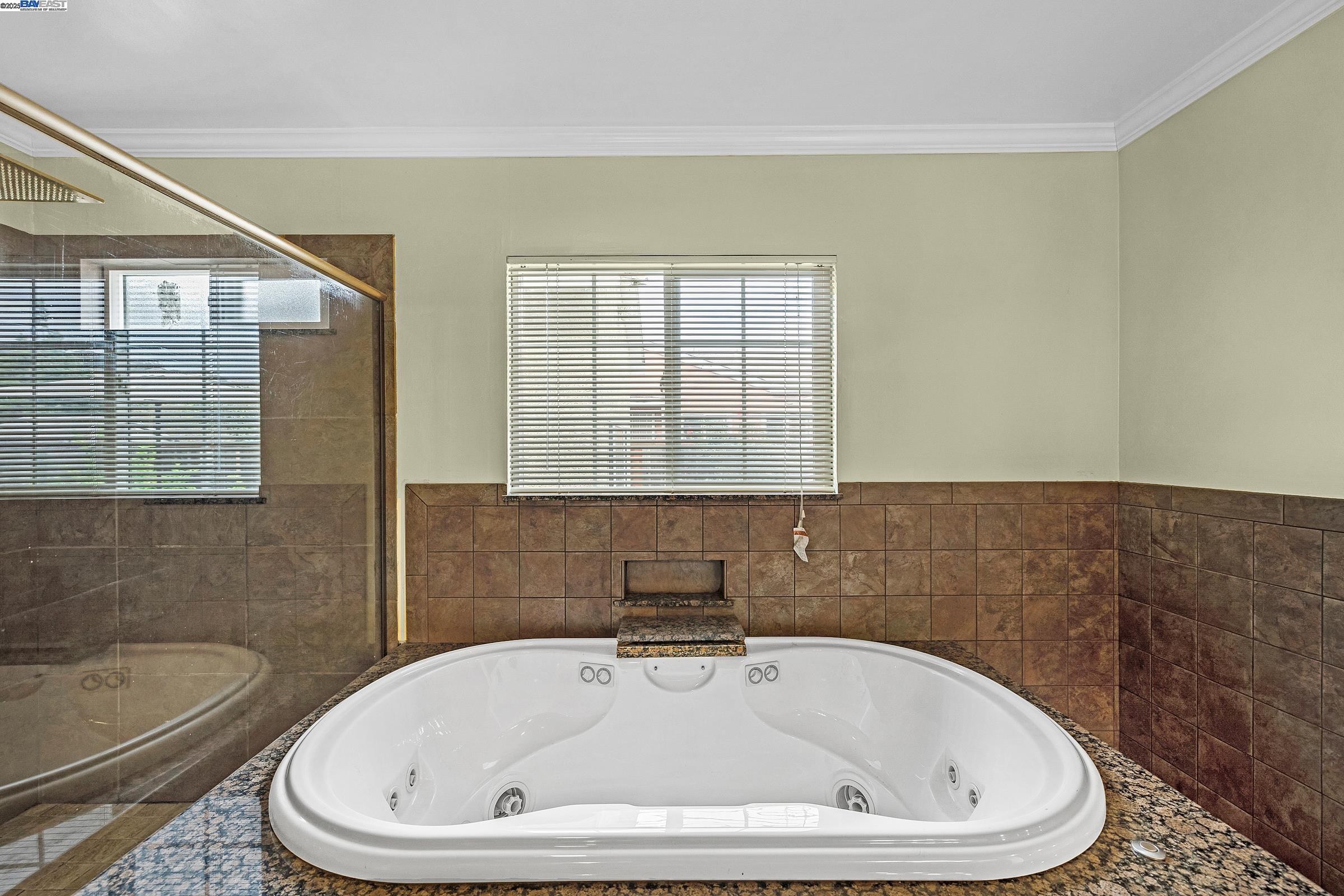 Detail Gallery Image 12 of 19 For 31518 Medinah St, Hayward,  CA 94544-9454 - 3 Beds | 2 Baths