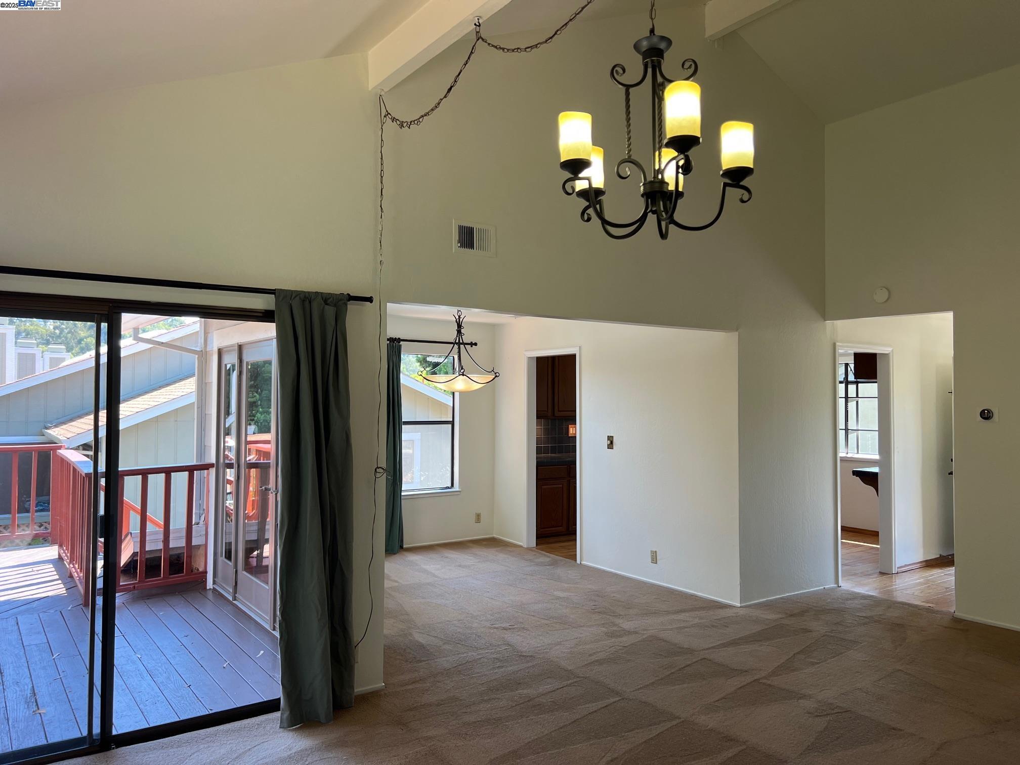 Detail Gallery Image 20 of 58 For 3242 Monika Ln, Hayward,  CA 94541 - 3 Beds | 2/1 Baths