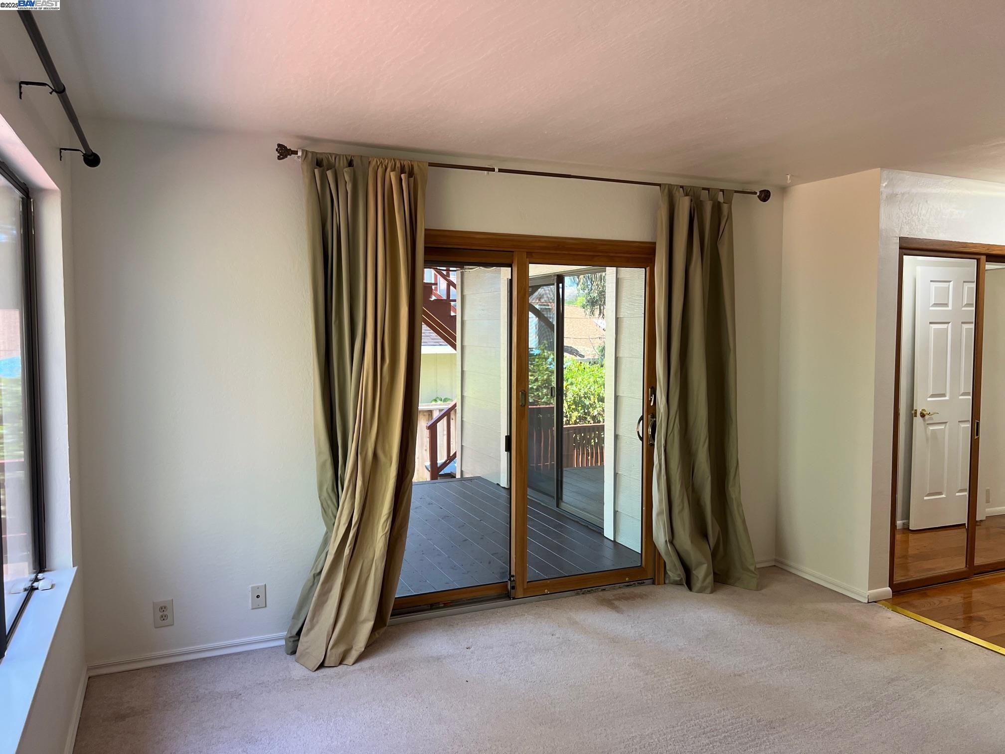 Detail Gallery Image 33 of 58 For 3242 Monika Ln, Hayward,  CA 94541 - 3 Beds | 2/1 Baths