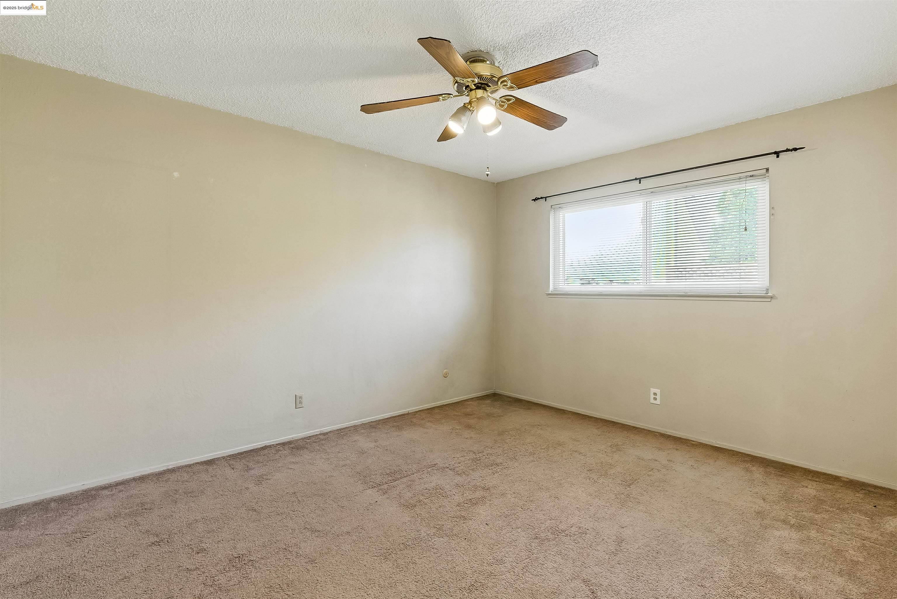 Detail Gallery Image 22 of 35 For 3464 Michael Dr, Redwood City,  CA 94063 - – Beds | – Baths