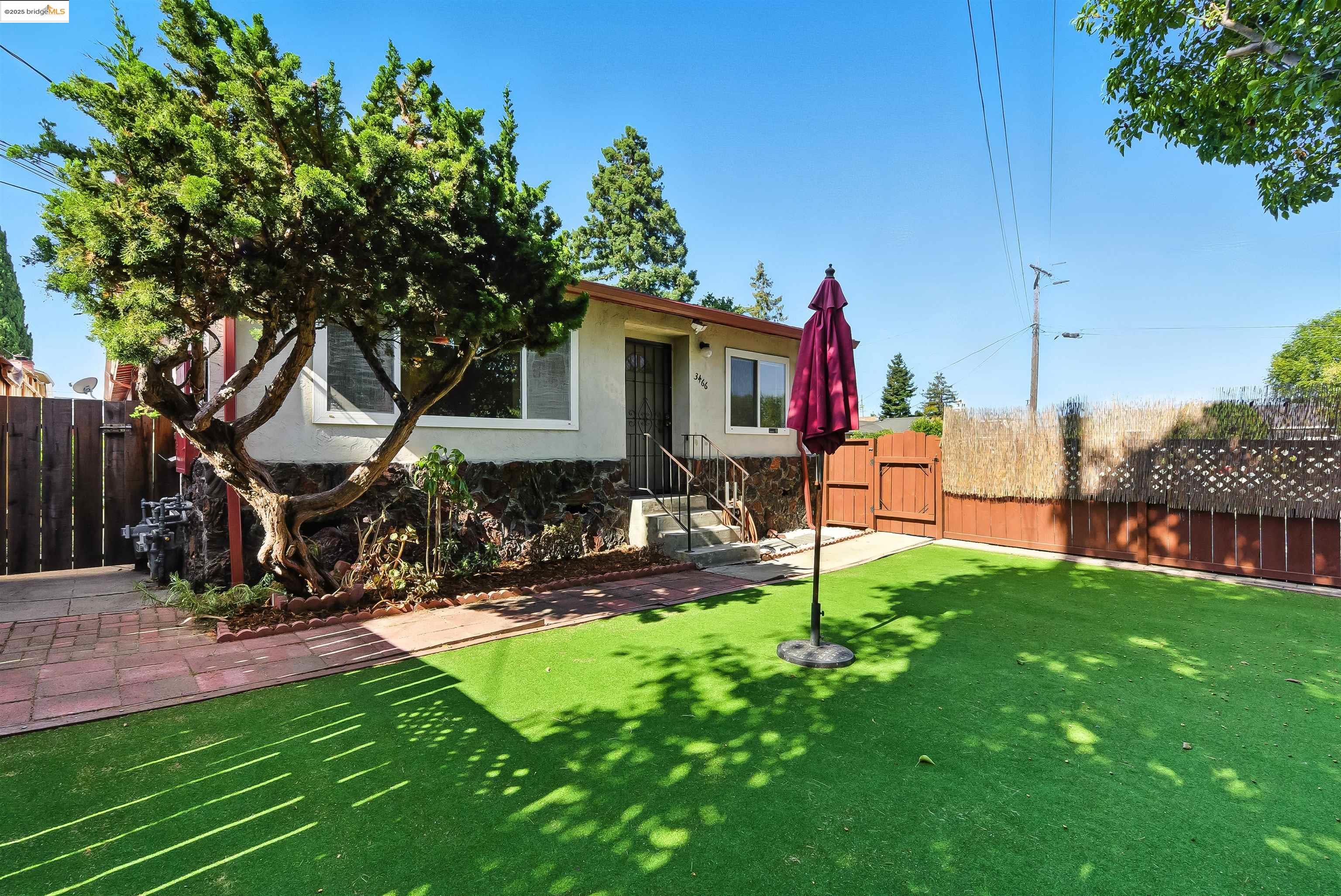 Detail Gallery Image 30 of 35 For 3464 Michael Dr, Redwood City,  CA 94063 - – Beds | – Baths