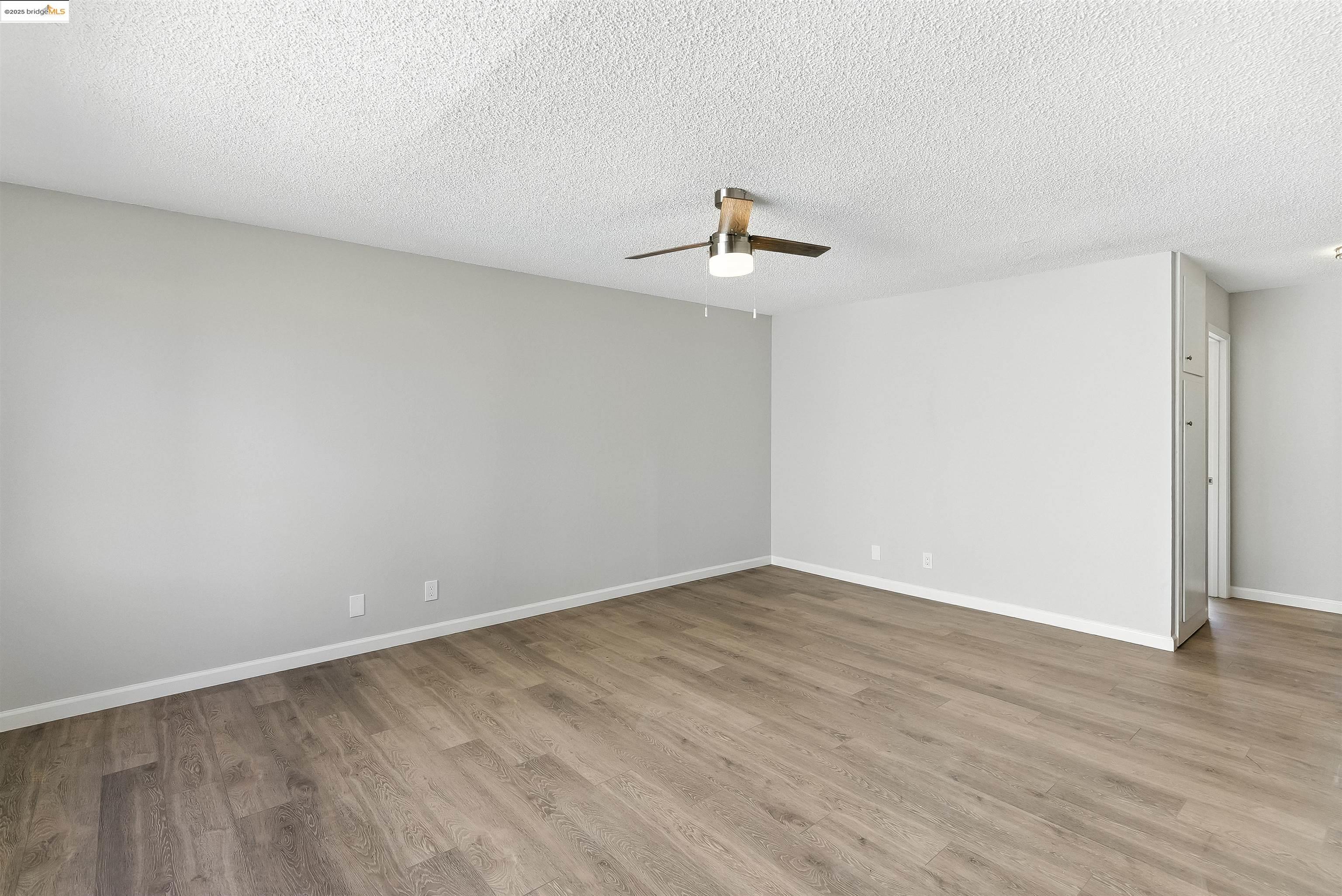 Detail Gallery Image 8 of 35 For 3464 Michael Dr, Redwood City,  CA 94063 - – Beds | – Baths