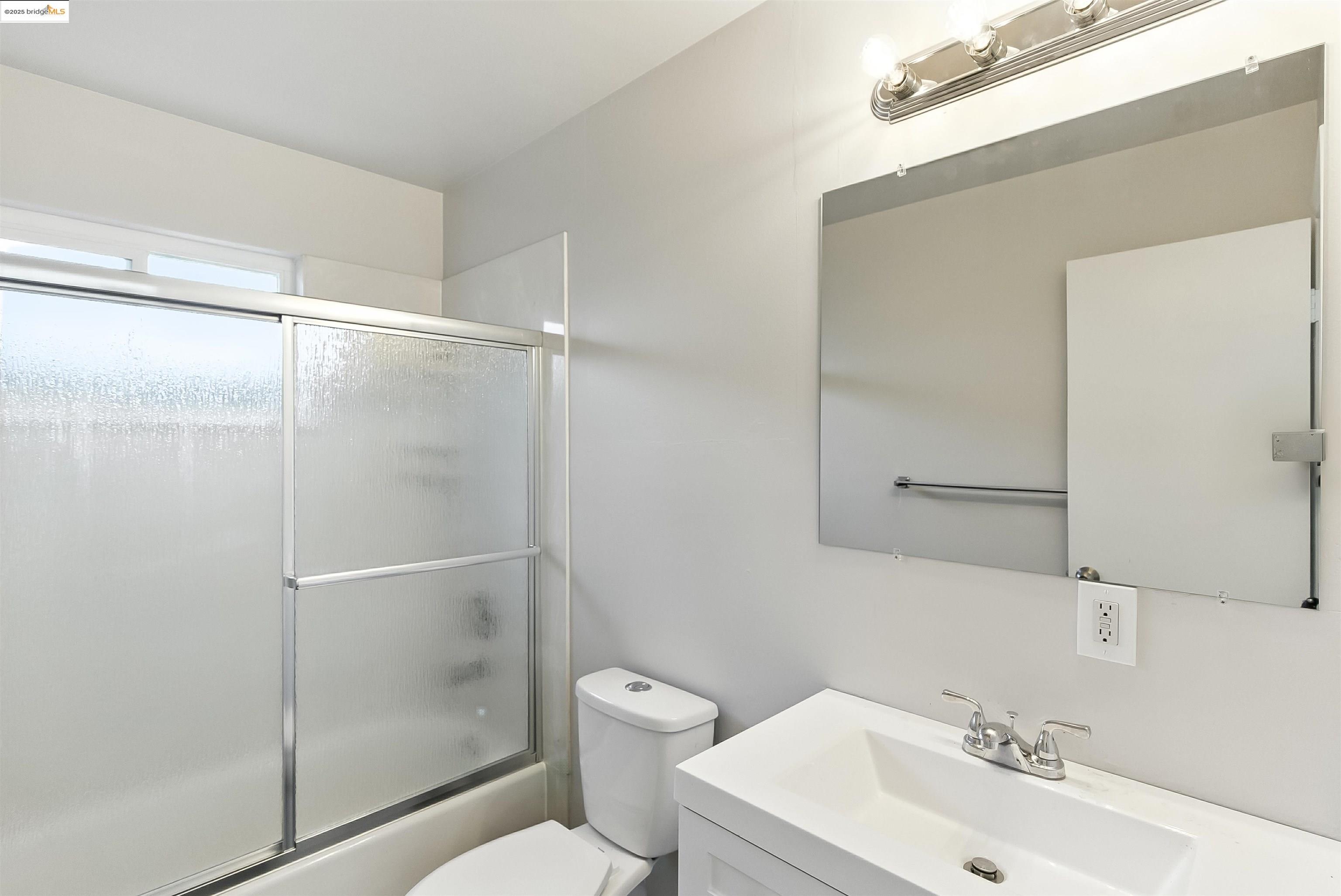 Detail Gallery Image 10 of 35 For 3464 Michael Dr, Redwood City,  CA 94063 - – Beds | – Baths
