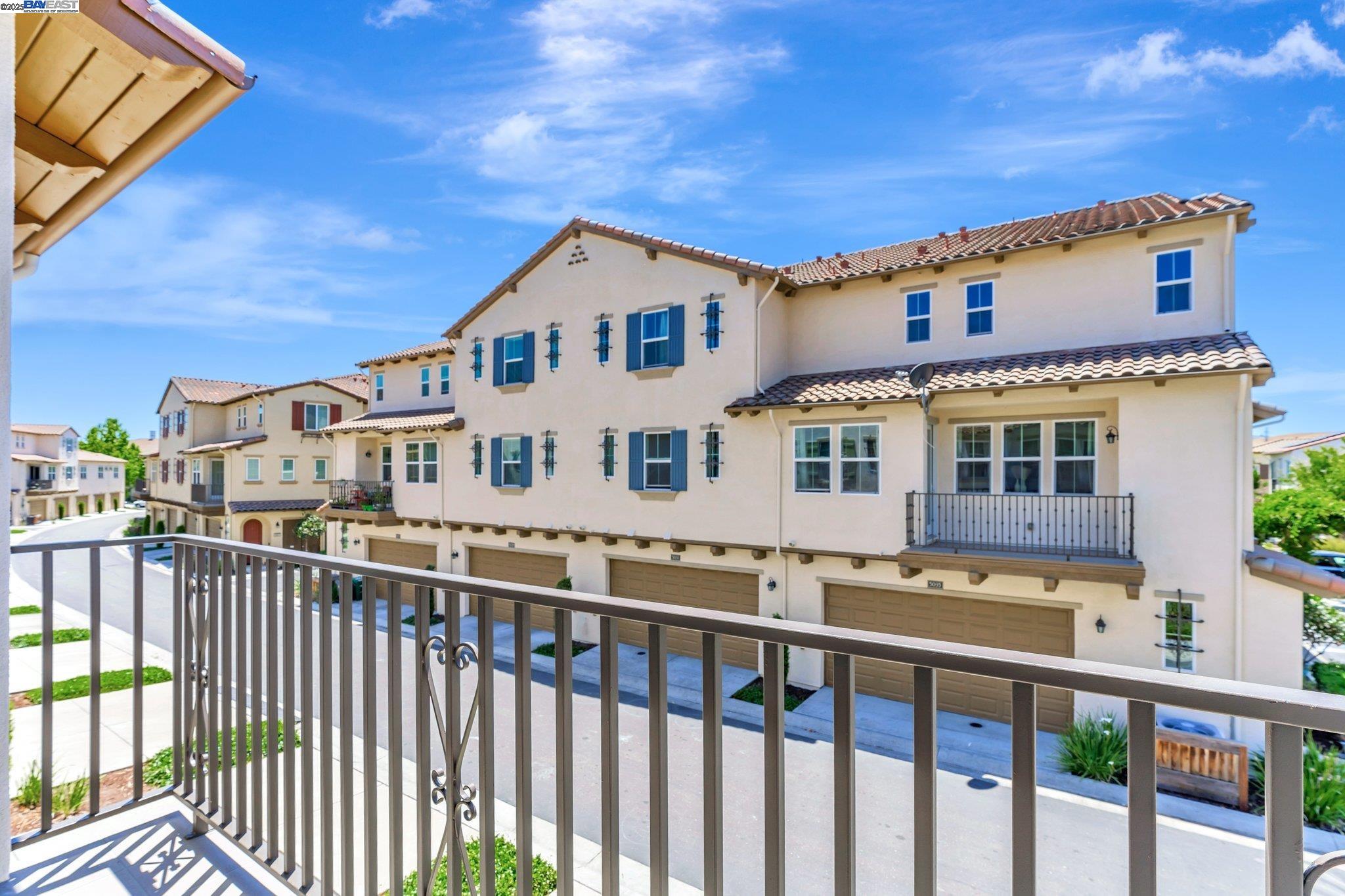 Detail Gallery Image 32 of 41 For 1038 S Monarch, San Ramon,  CA 94582 - 3 Beds | 3 Baths