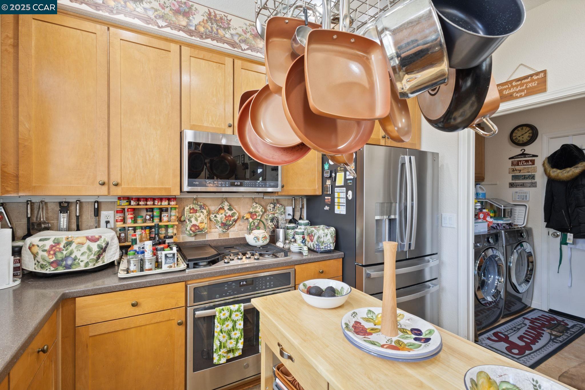 Detail Gallery Image 17 of 56 For 605 Lakeshore Dr, Fairfield,  CA 94534 - 3 Beds | 2/1 Baths