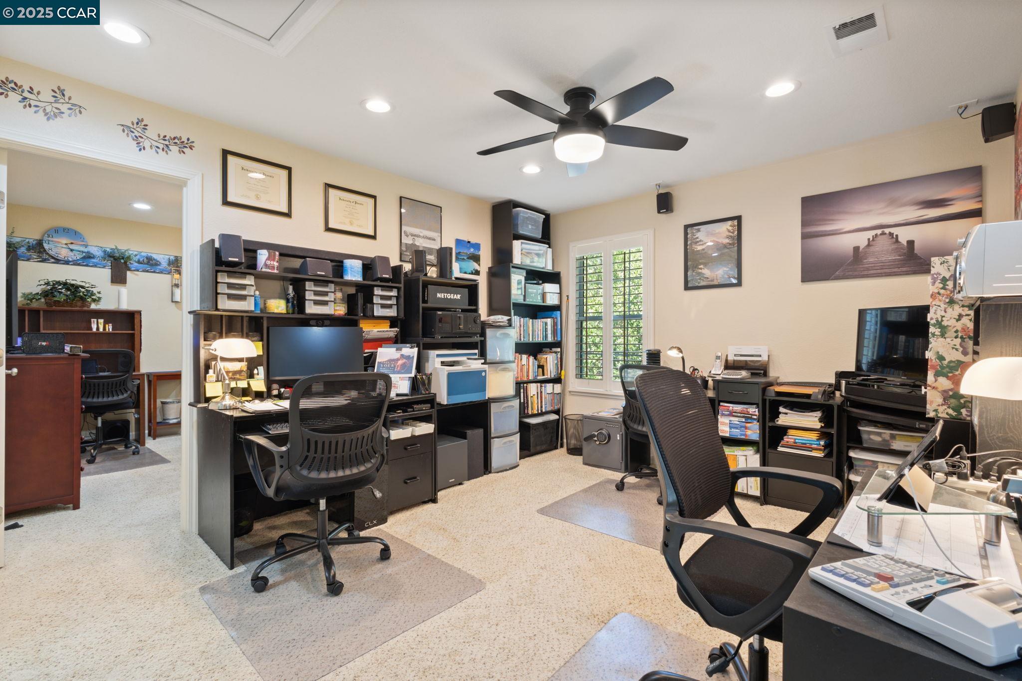 Detail Gallery Image 21 of 56 For 605 Lakeshore Dr, Fairfield,  CA 94534 - 3 Beds | 2/1 Baths