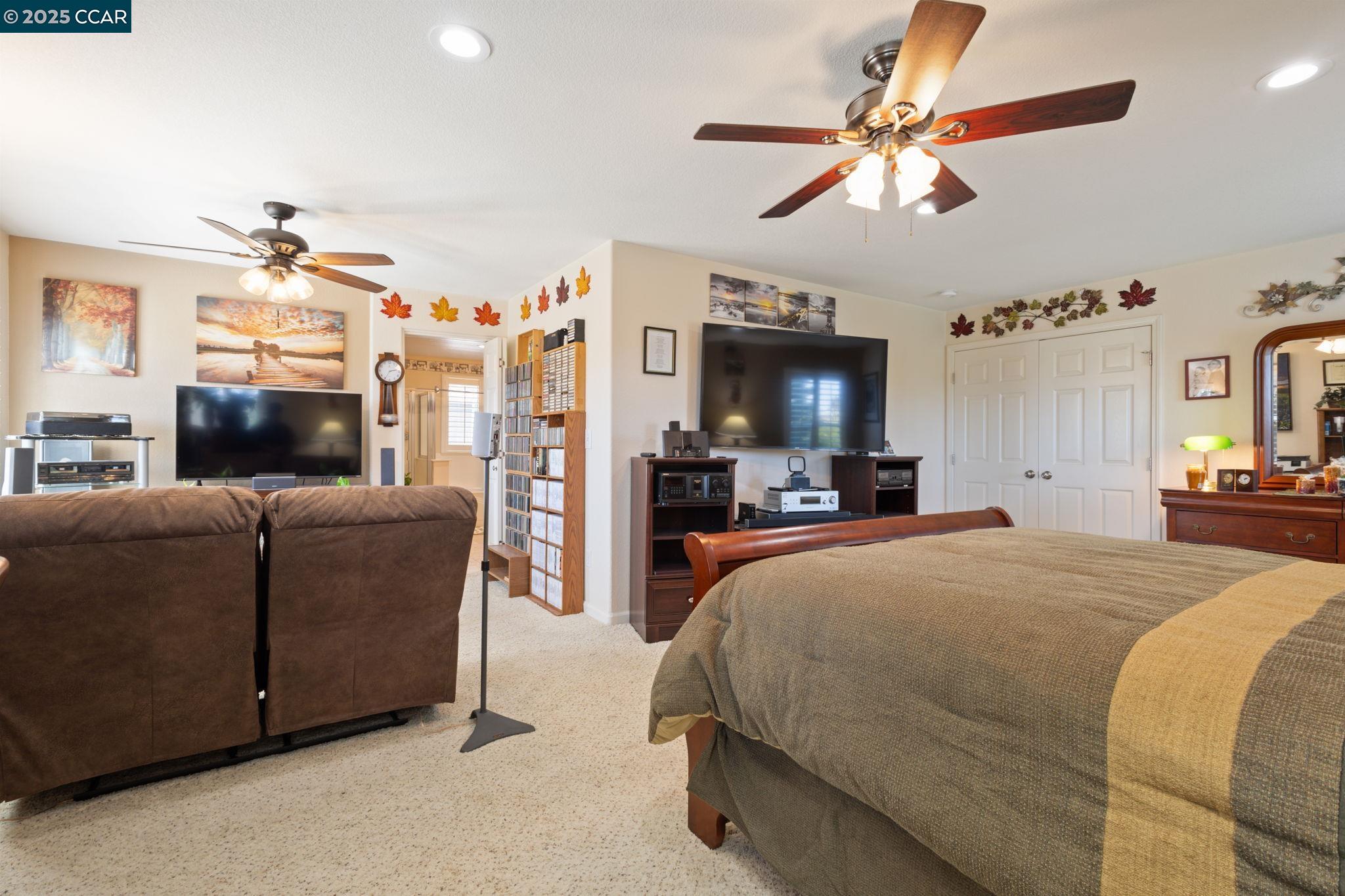 Detail Gallery Image 24 of 56 For 605 Lakeshore Dr, Fairfield,  CA 94534 - 3 Beds | 2/1 Baths