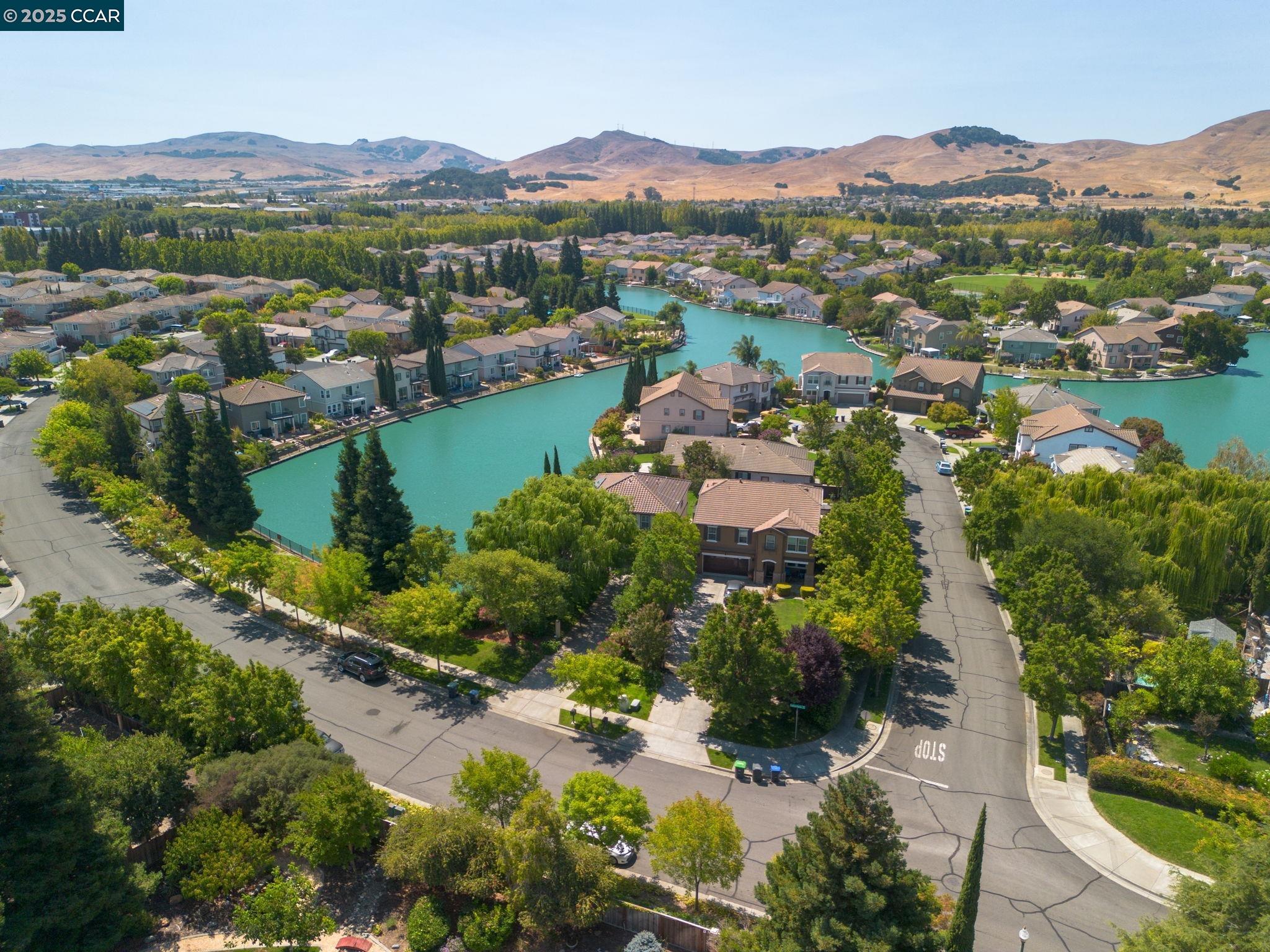 Detail Gallery Image 43 of 56 For 605 Lakeshore Dr, Fairfield,  CA 94534 - 3 Beds | 2/1 Baths
