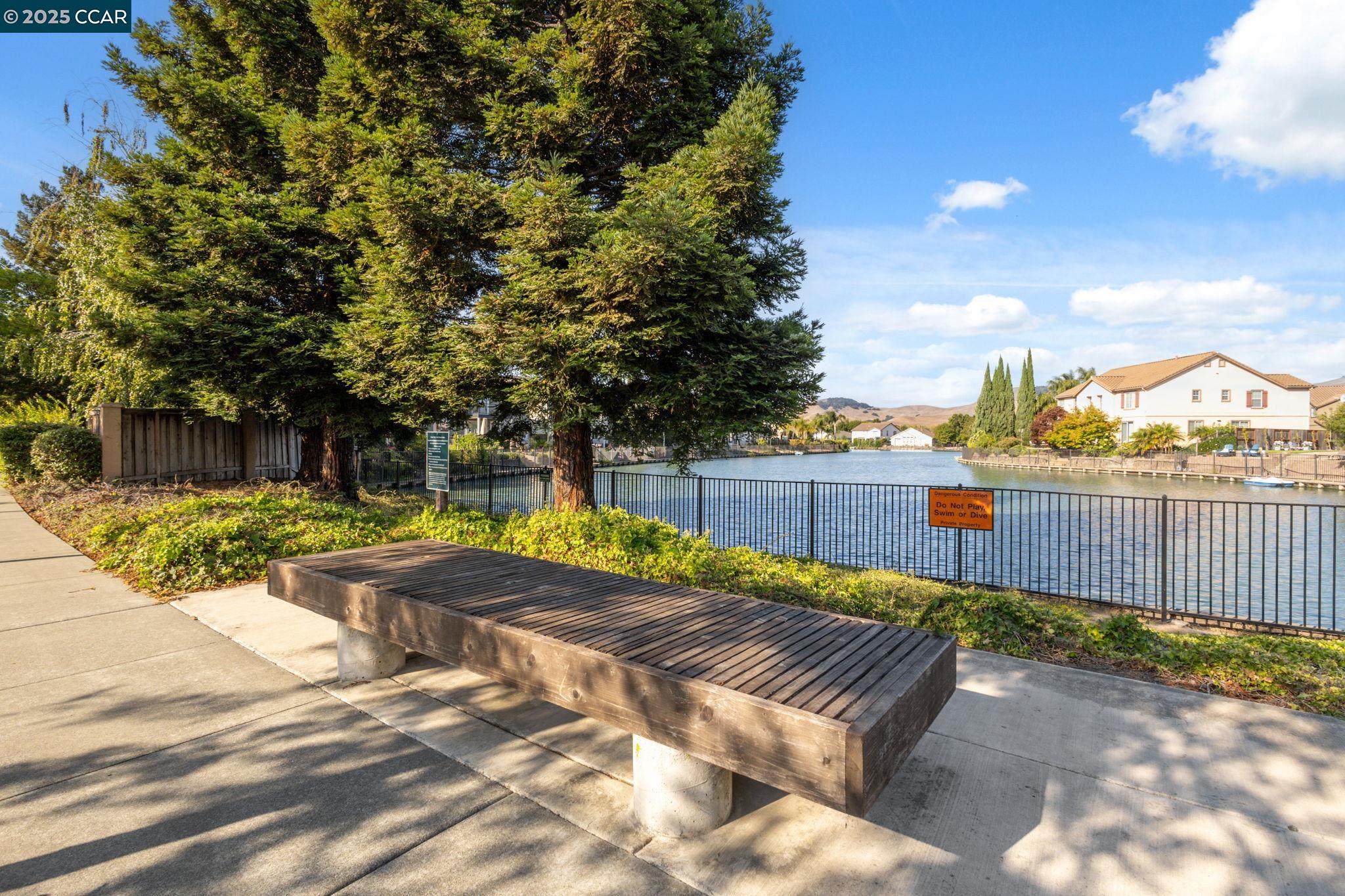Detail Gallery Image 53 of 56 For 605 Lakeshore Dr, Fairfield,  CA 94534 - 3 Beds | 2/1 Baths