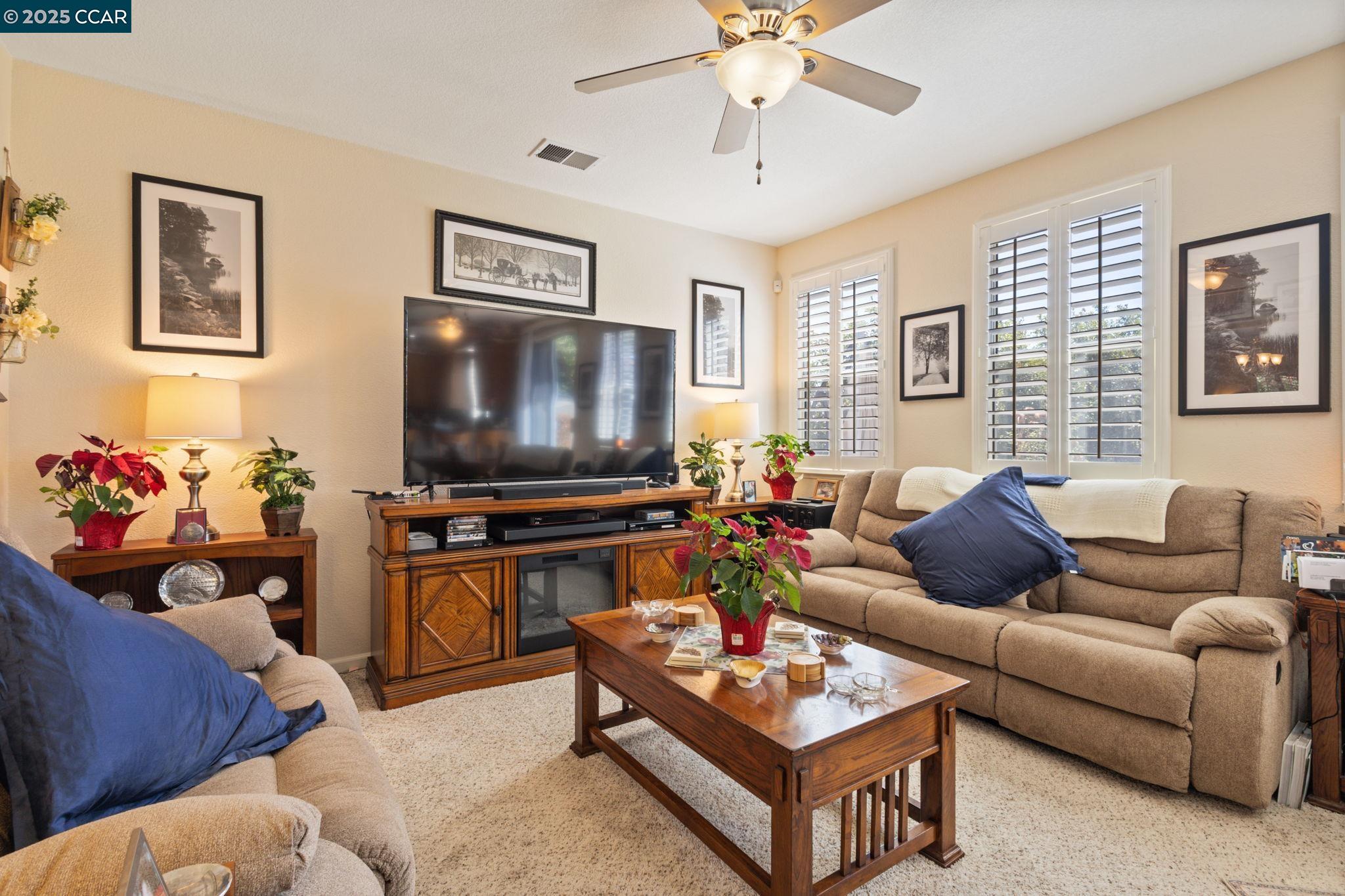 Detail Gallery Image 10 of 56 For 605 Lakeshore Dr, Fairfield,  CA 94534 - 3 Beds | 2/1 Baths