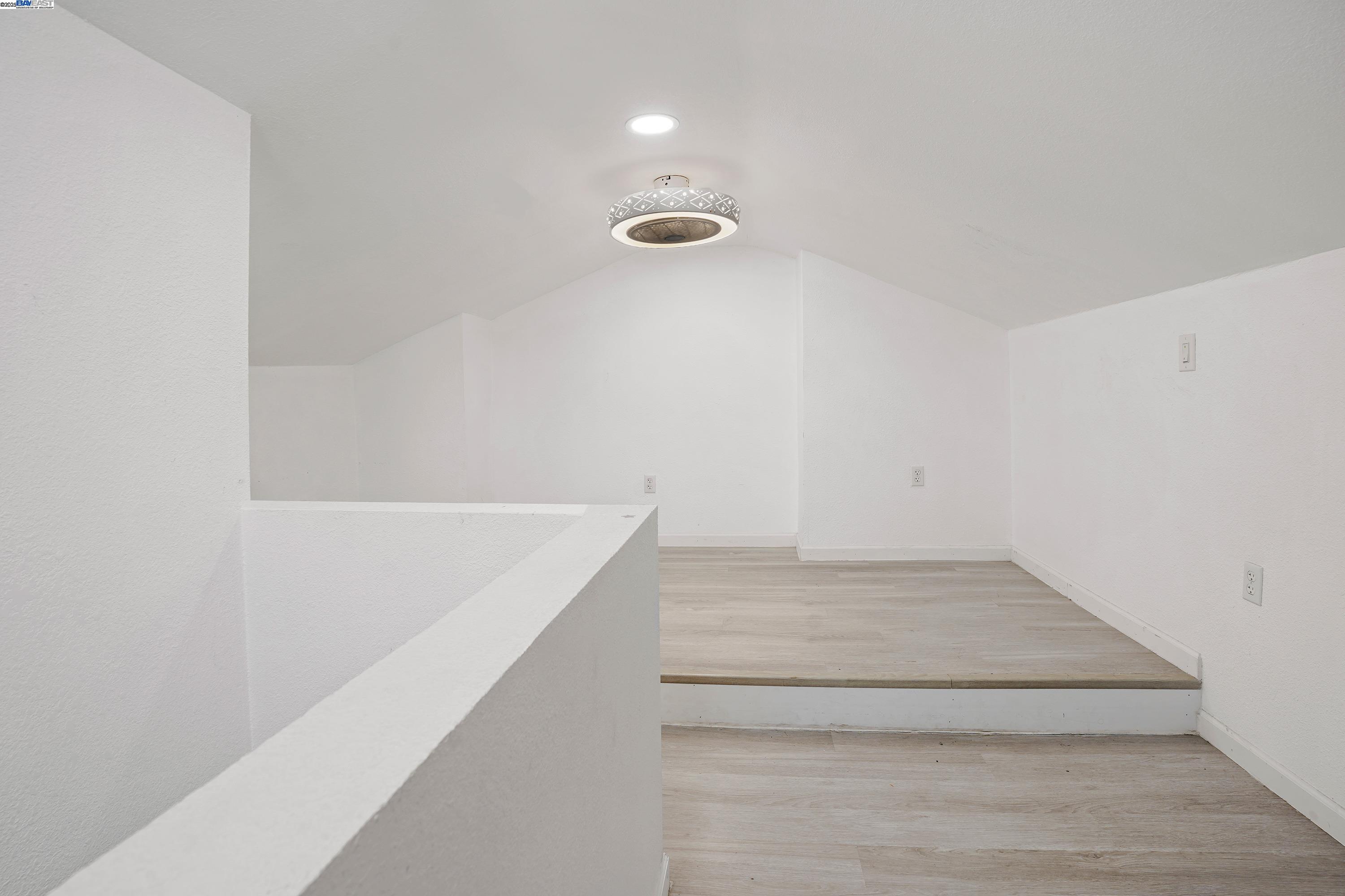 Detail Gallery Image 15 of 21 For 157 Newton St, Hayward,  CA 94544 - 4 Beds | 2 Baths