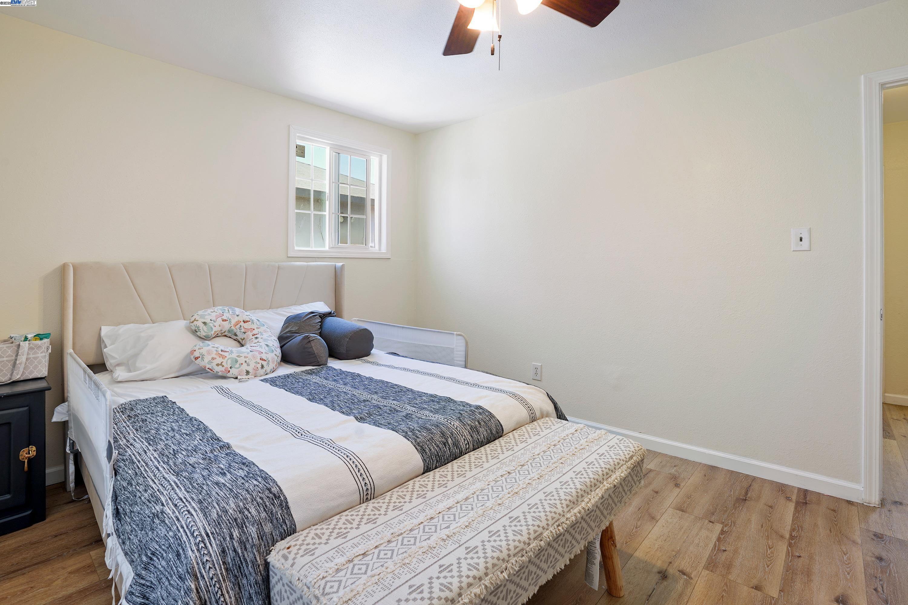 Detail Gallery Image 9 of 21 For 157 Newton St, Hayward,  CA 94544 - 4 Beds | 2 Baths
