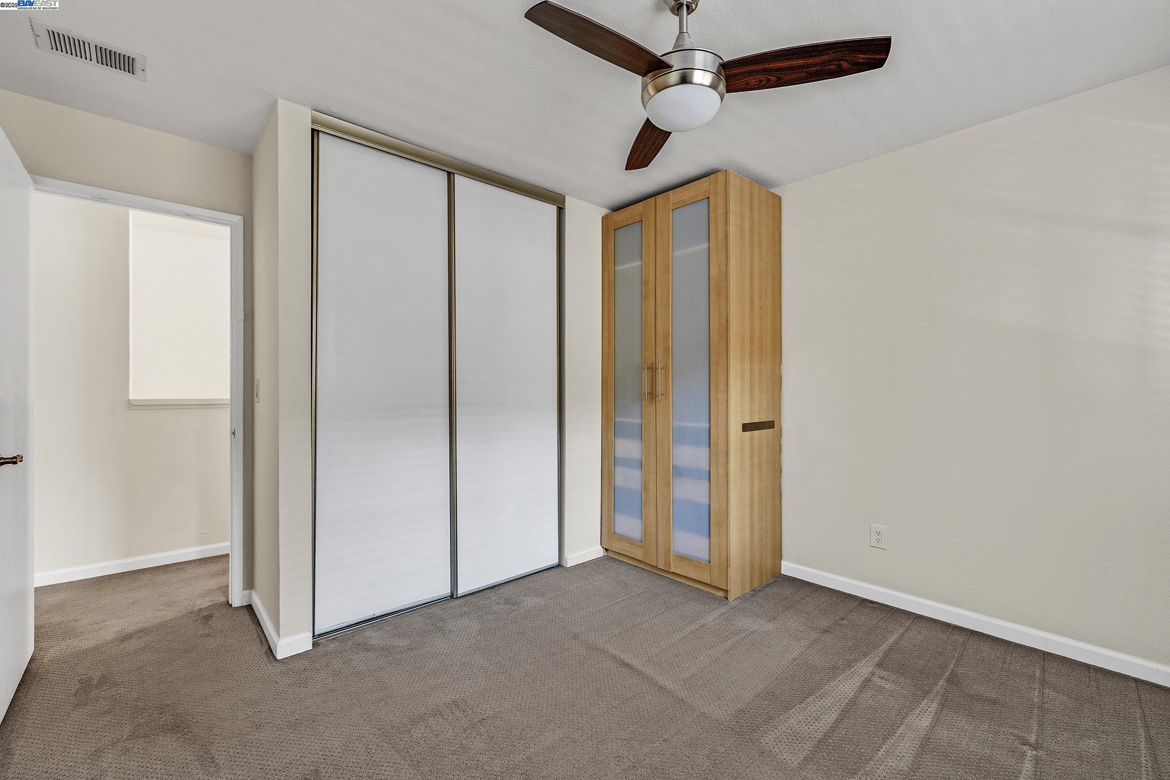 Detail Gallery Image 19 of 38 For 543 Tawny Dr, Pleasanton,  CA 94566 - 3 Beds | 2/1 Baths