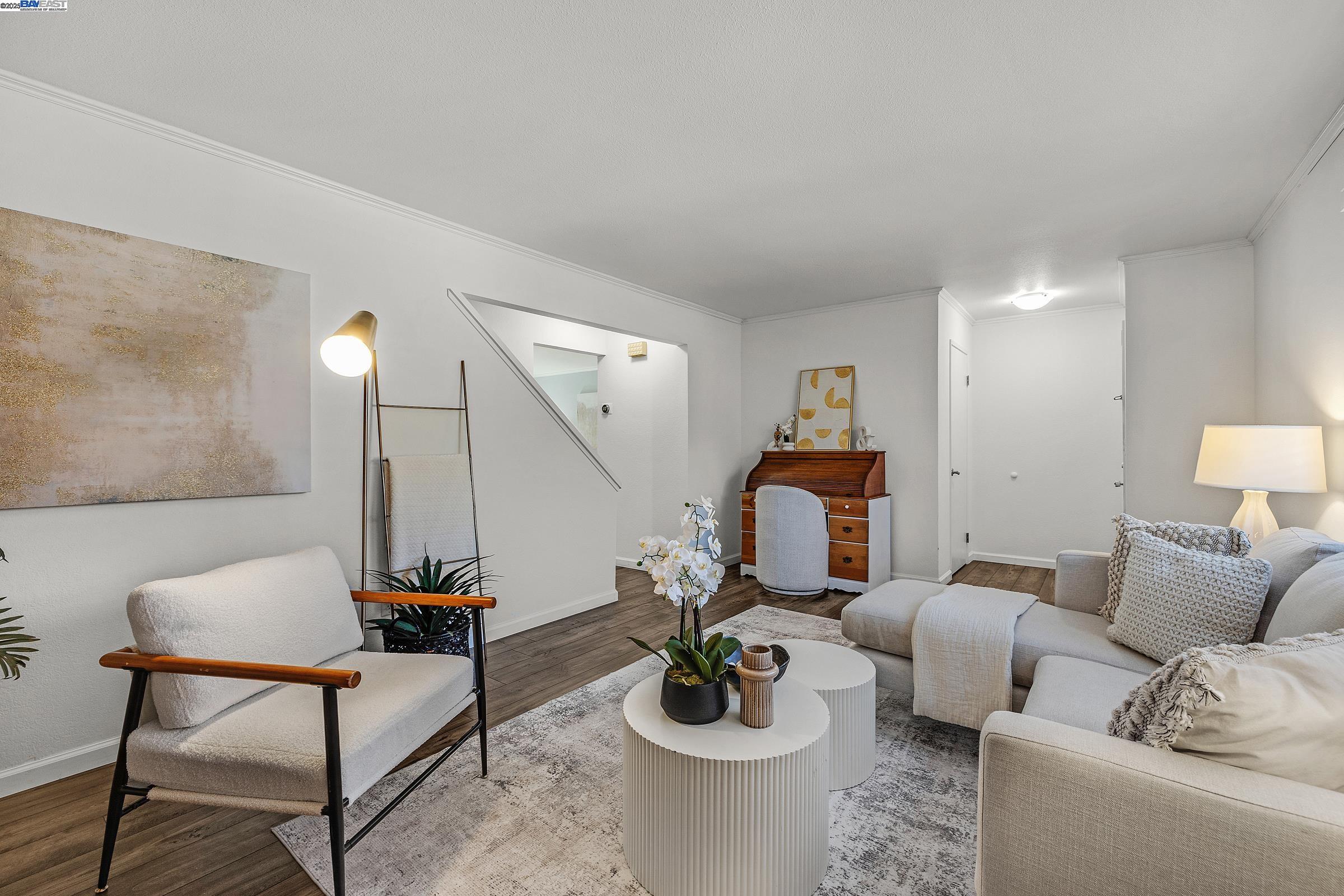 Detail Gallery Image 4 of 38 For 543 Tawny Dr, Pleasanton,  CA 94566 - 3 Beds | 2/1 Baths