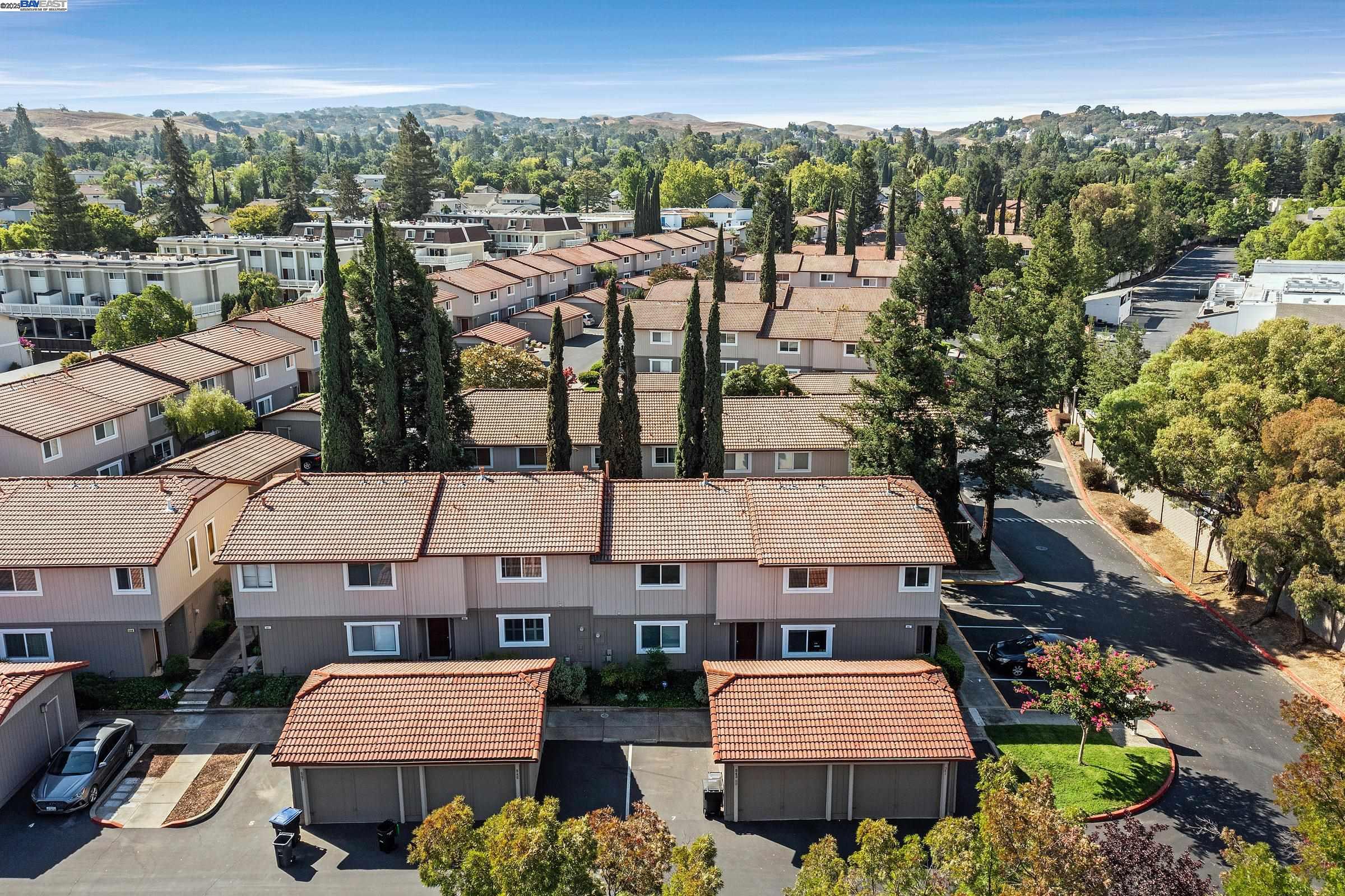 Detail Gallery Image 32 of 38 For 543 Tawny Dr, Pleasanton,  CA 94566 - 3 Beds | 2/1 Baths
