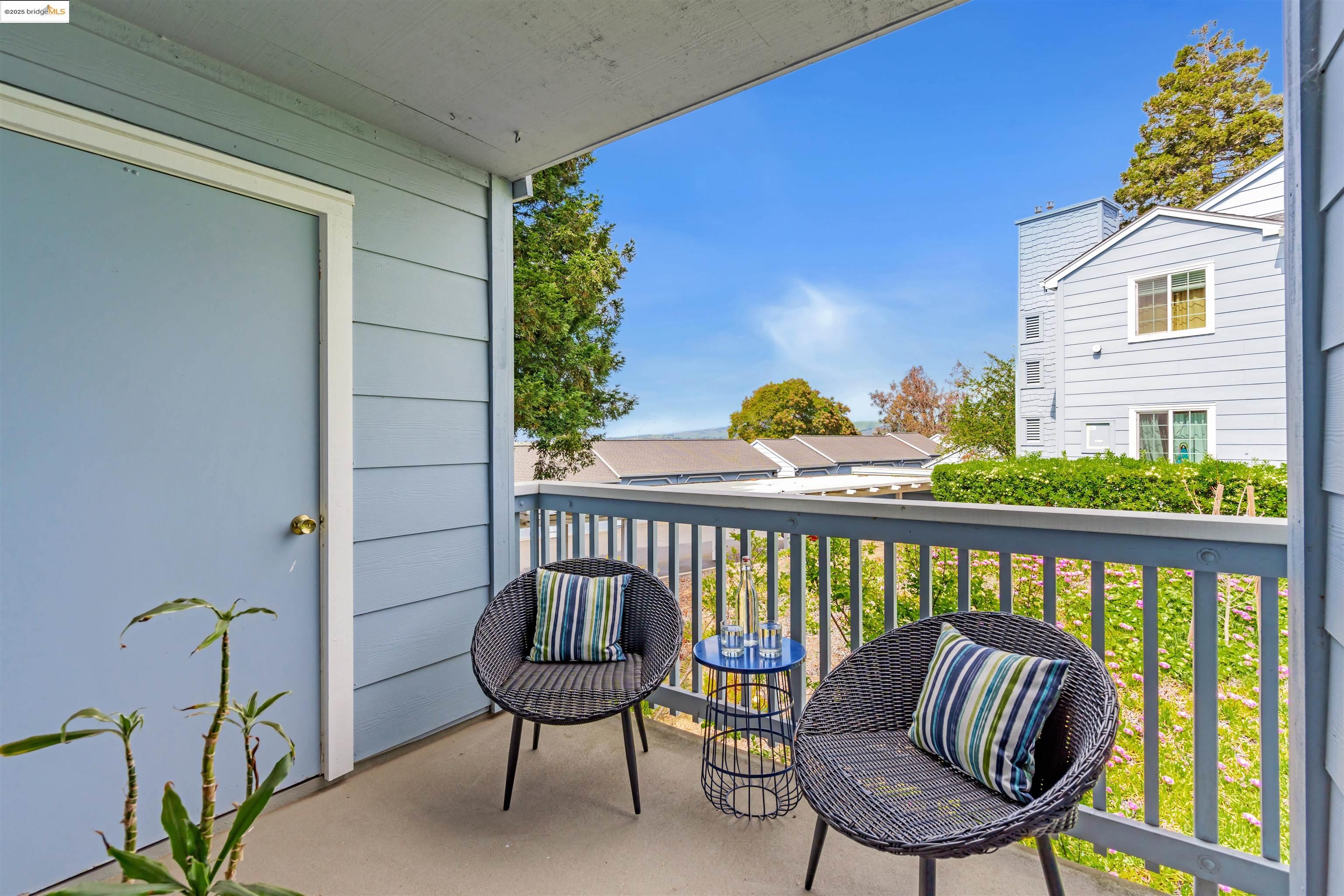 Detail Gallery Image 30 of 43 For 297 Lighthouse Dr, Vallejo,  CA 94590 - 3 Beds | 2 Baths