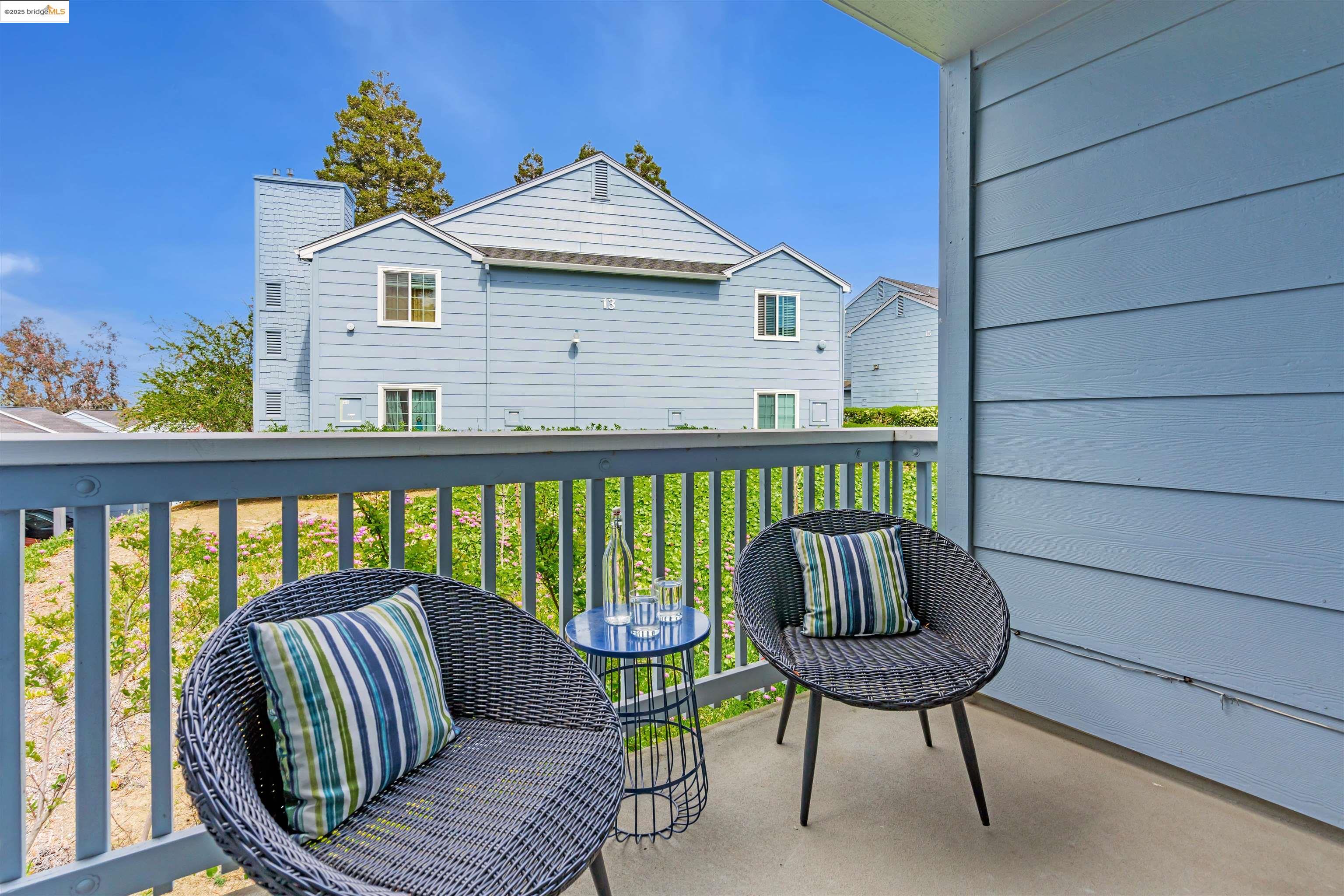 Detail Gallery Image 33 of 43 For 297 Lighthouse Dr, Vallejo,  CA 94590 - 3 Beds | 2 Baths