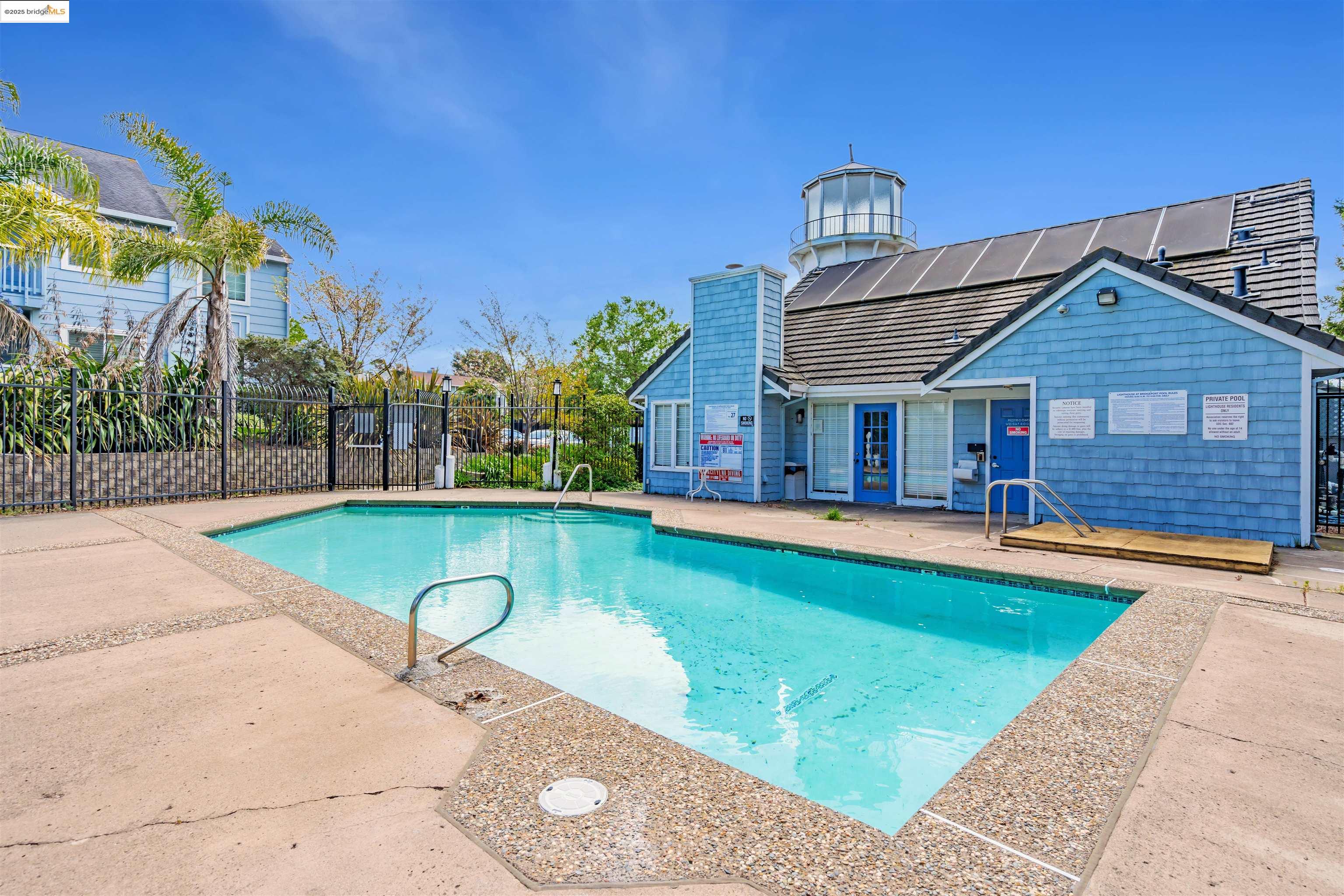 Detail Gallery Image 34 of 43 For 297 Lighthouse Dr, Vallejo,  CA 94590 - 3 Beds | 2 Baths