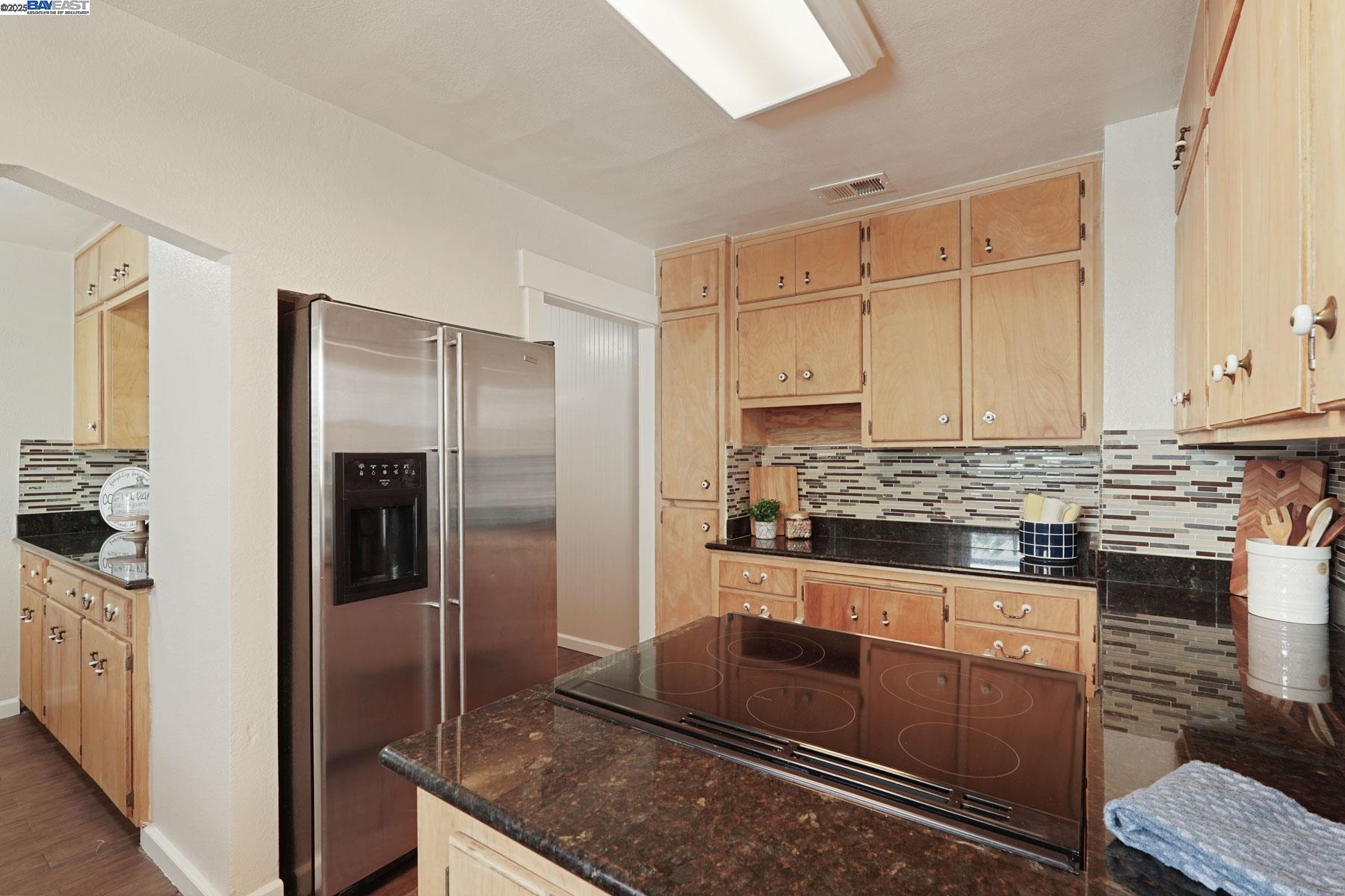 Detail Gallery Image 16 of 41 For 470 S Tuxedo Ave, Stockton,  CA 95204 - 2 Beds | 2 Baths