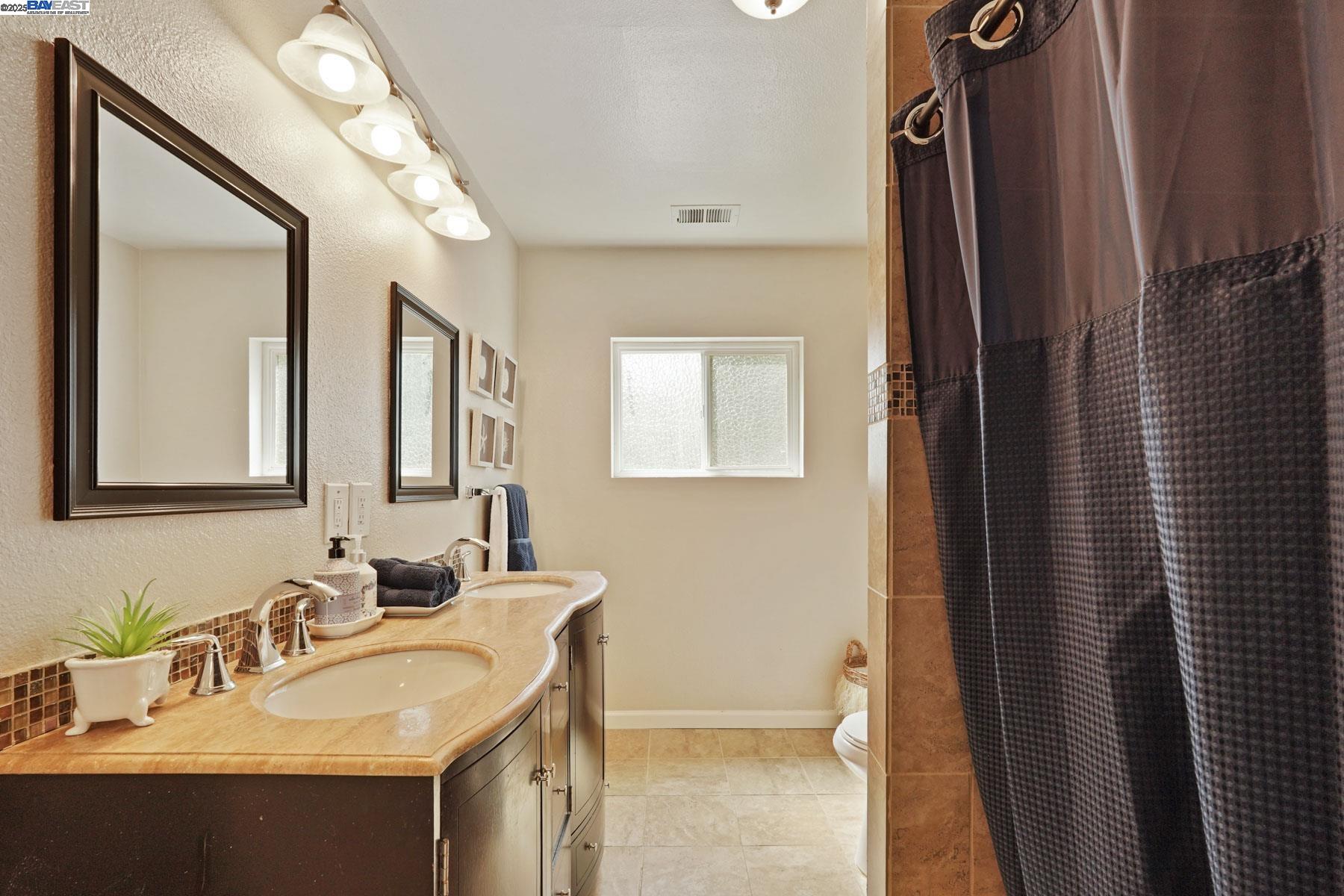 Detail Gallery Image 23 of 41 For 470 S Tuxedo Ave, Stockton,  CA 95204 - 2 Beds | 2 Baths
