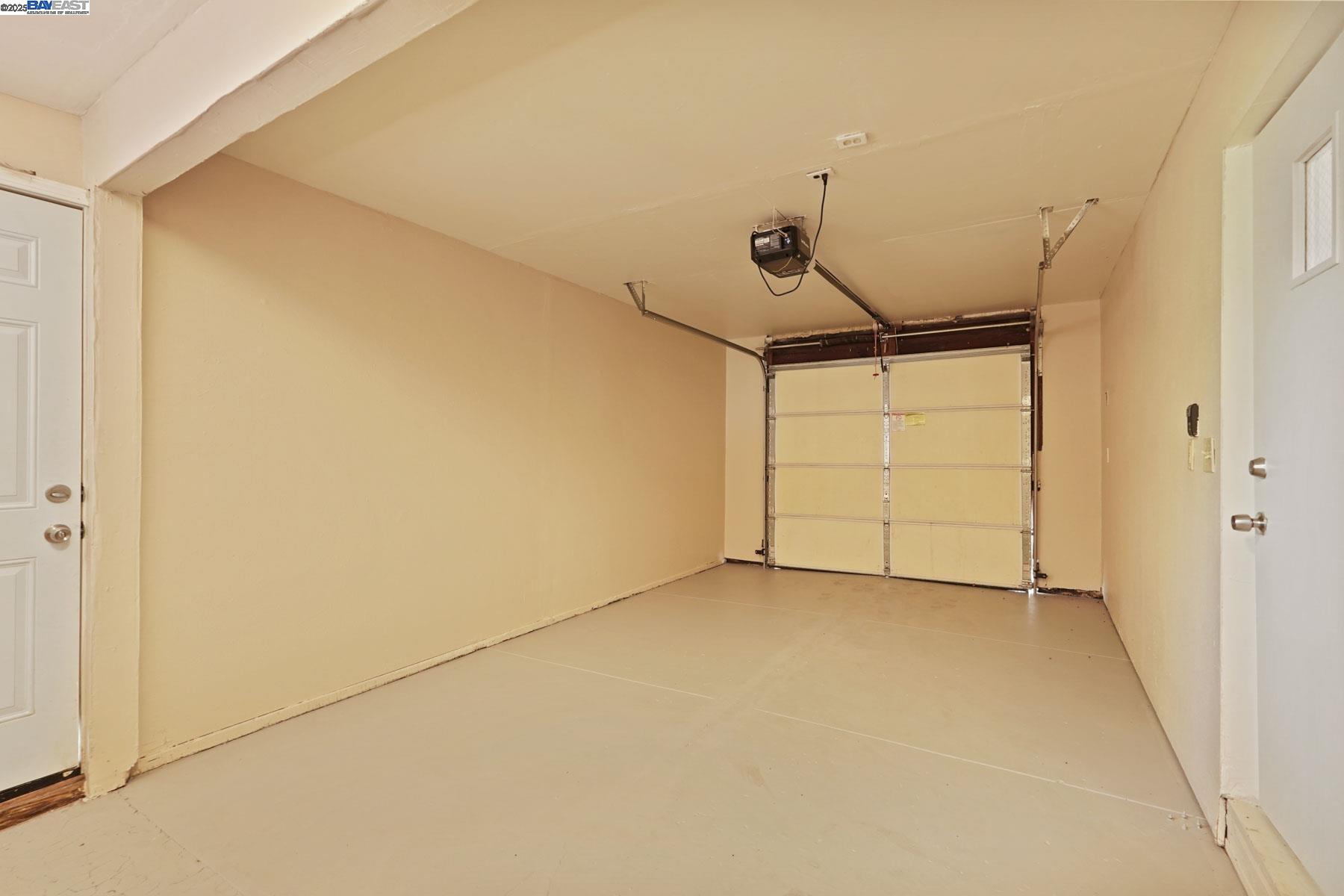 Detail Gallery Image 34 of 41 For 470 S Tuxedo Ave, Stockton,  CA 95204 - 2 Beds | 2 Baths
