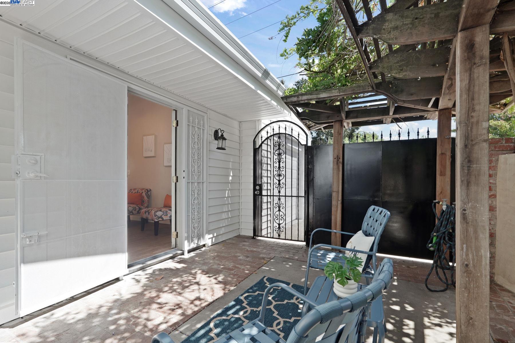 Detail Gallery Image 37 of 41 For 470 S Tuxedo Ave, Stockton,  CA 95204 - 2 Beds | 2 Baths