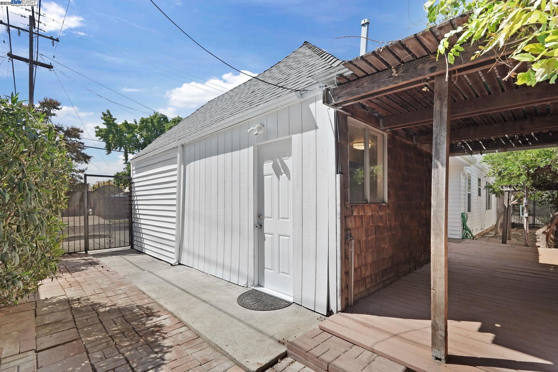 Detail Gallery Image 41 of 41 For 470 S Tuxedo Ave, Stockton,  CA 95204 - 2 Beds | 2 Baths