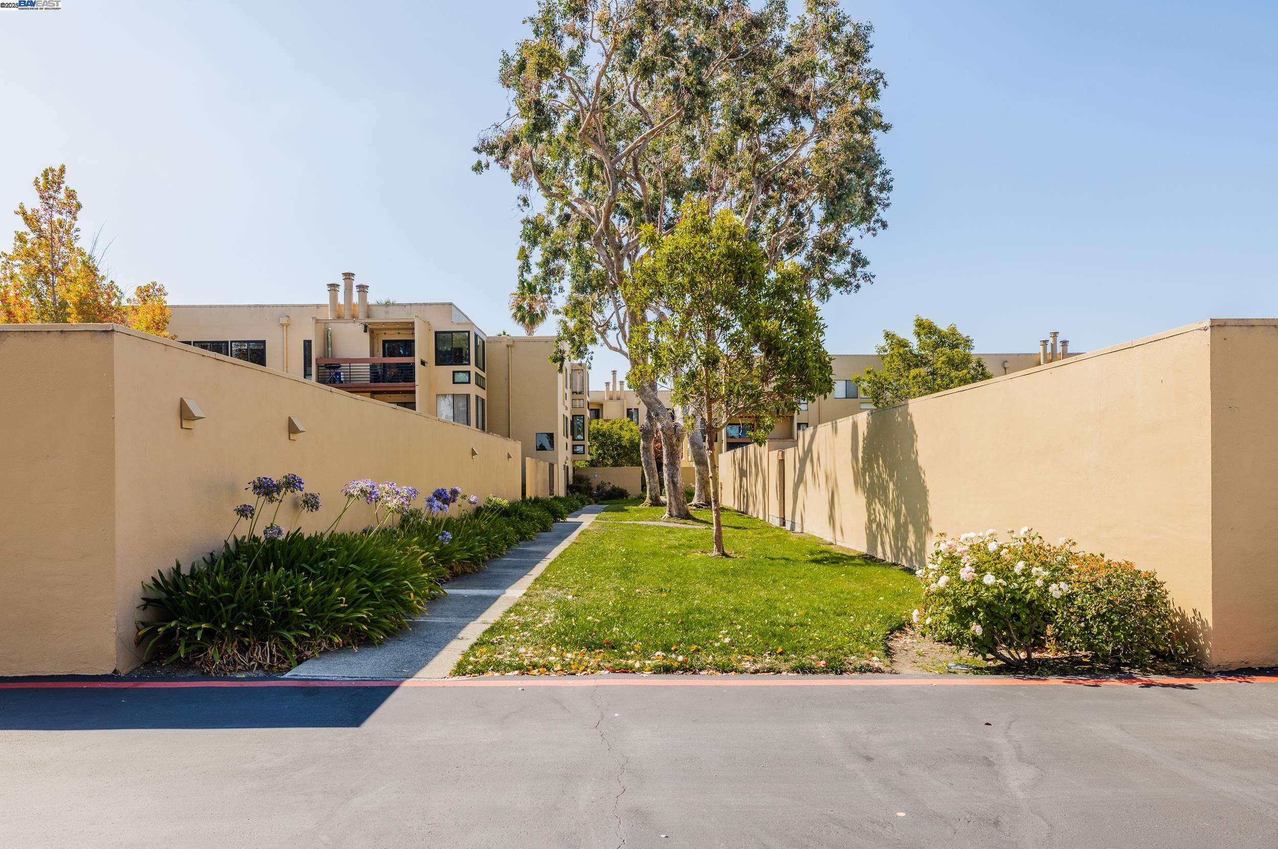 Detail Gallery Image 21 of 30 For 918 Beach Park Blvd #53,  Foster City,  CA 94404 - 2 Beds | 2 Baths