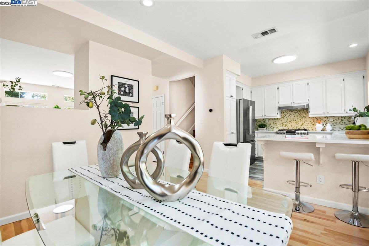 Detail Gallery Image 7 of 28 For 3583 Madison Cmn, Fremont,  CA 94538 - 3 Beds | 2/1 Baths