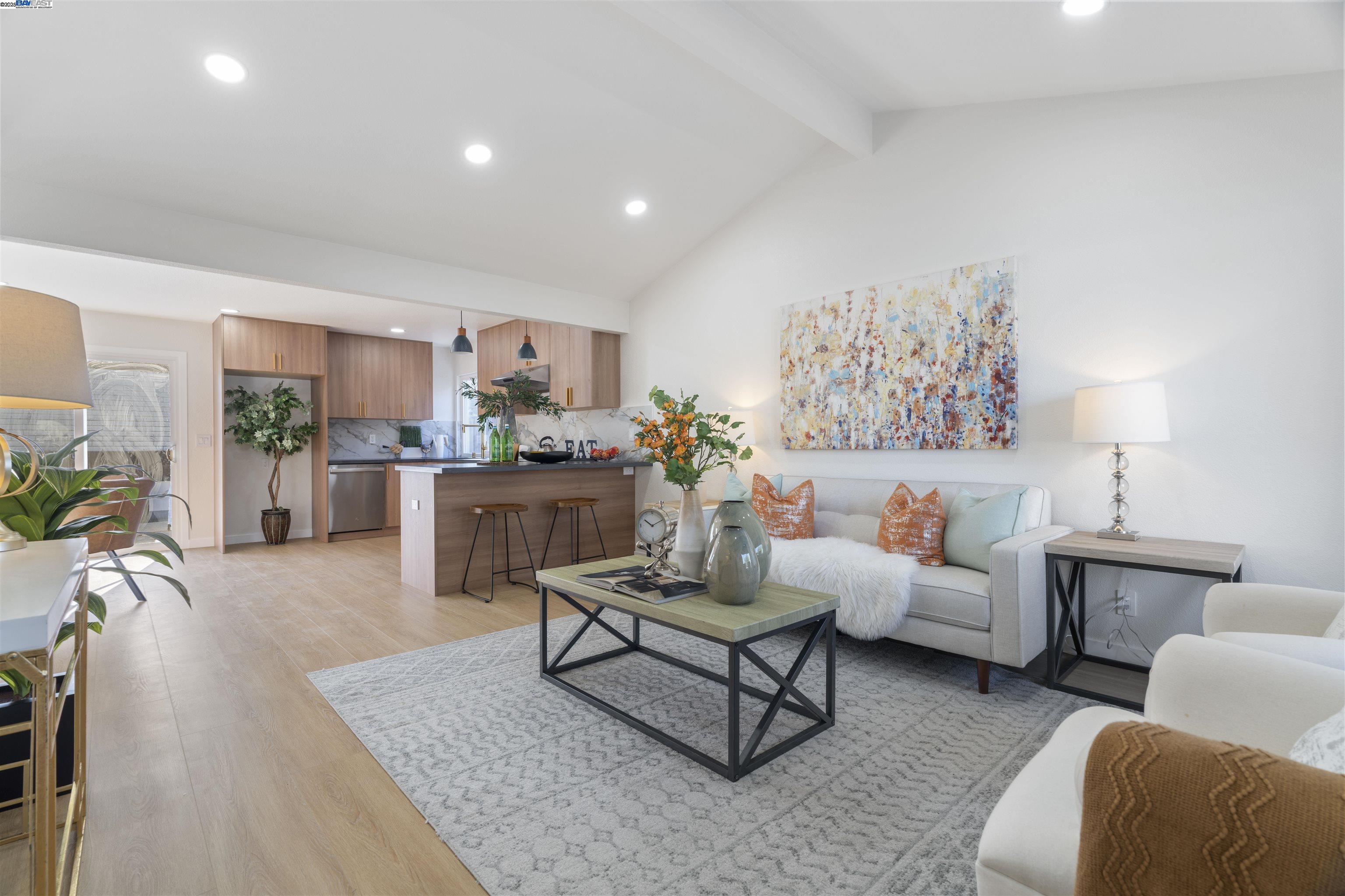 Detail Gallery Image 4 of 39 For 1827 Flickinger Ave, San Jose,  CA 95131 - 4 Beds | 2 Baths
