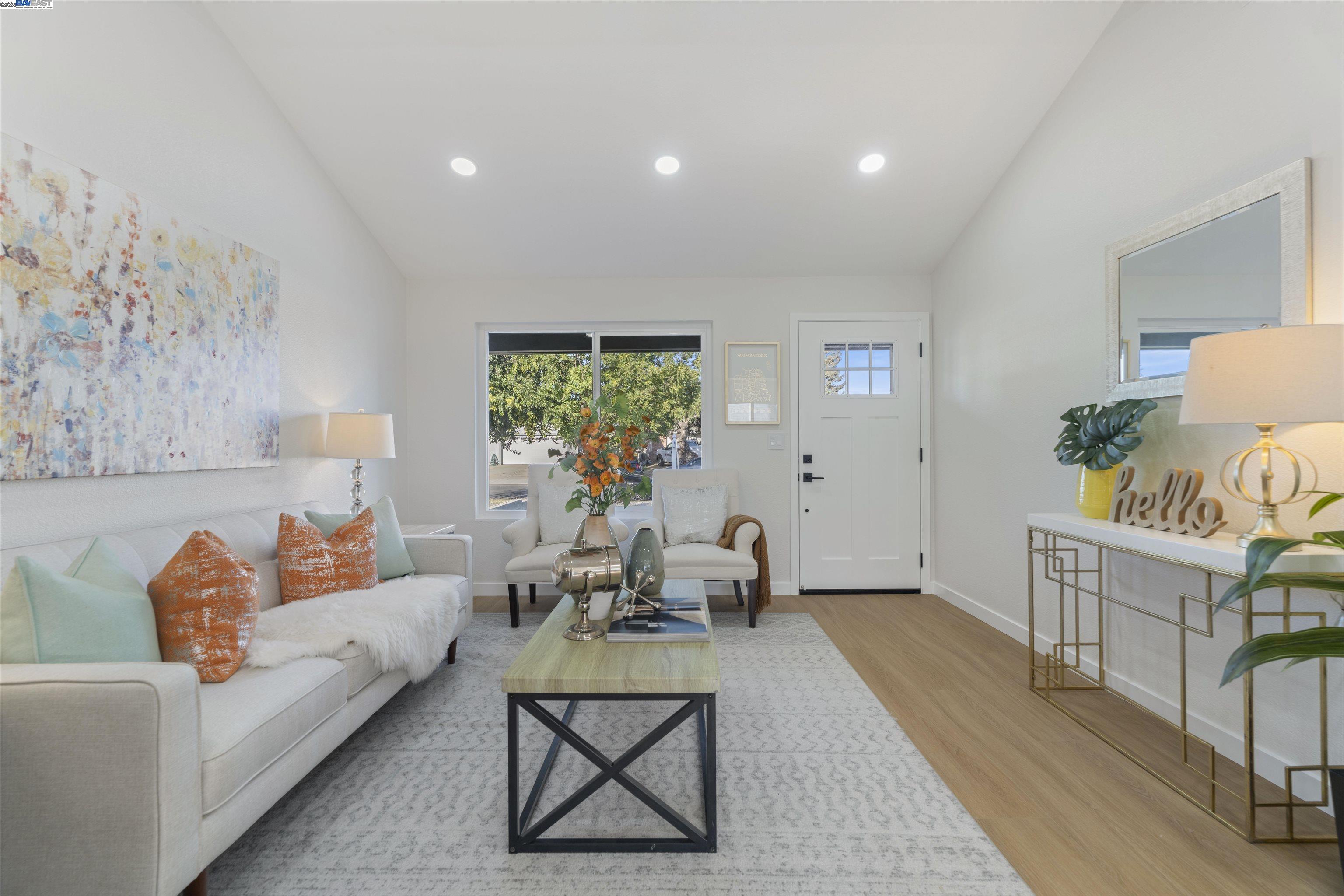 Detail Gallery Image 6 of 39 For 1827 Flickinger Ave, San Jose,  CA 95131 - 4 Beds | 2 Baths
