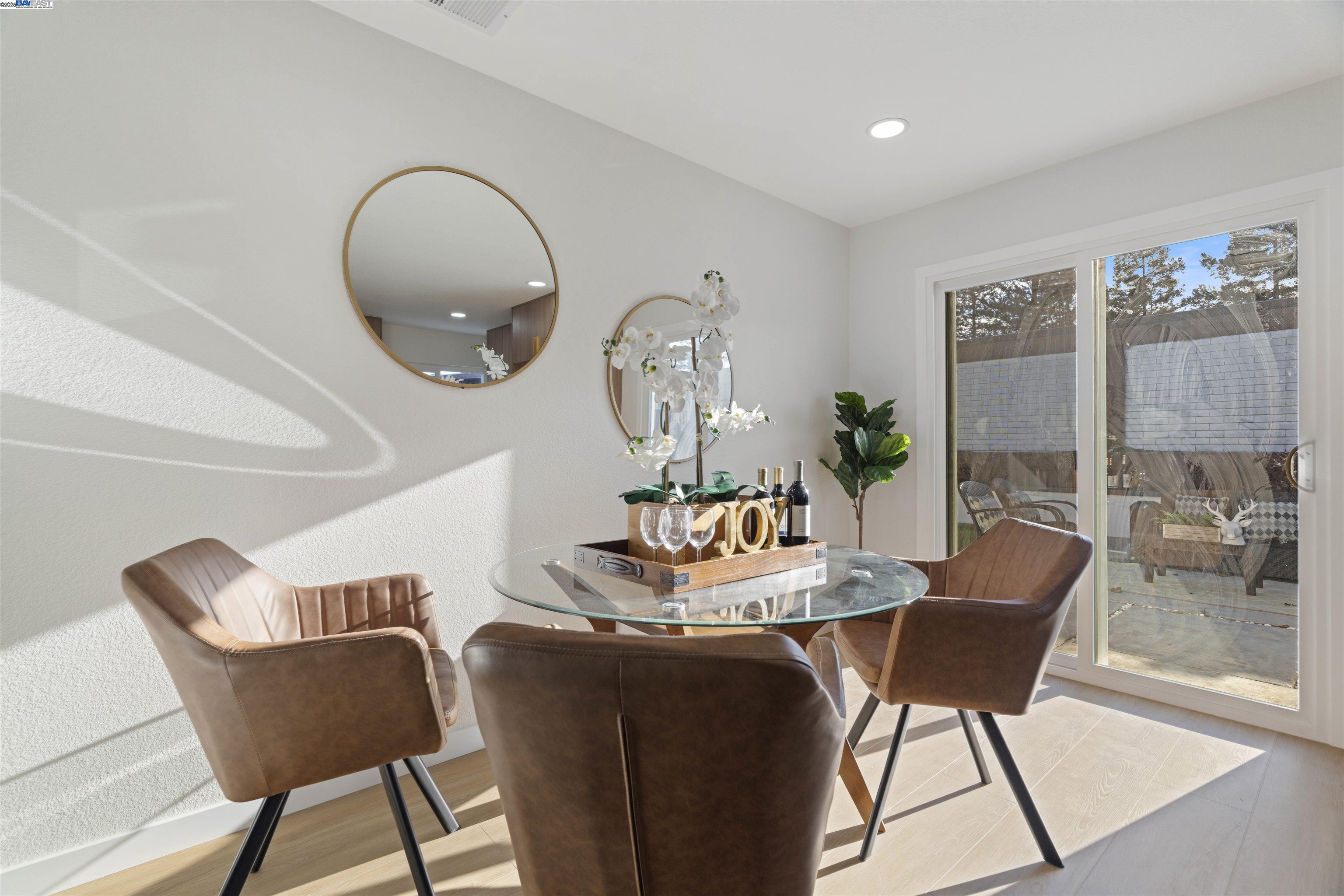 Detail Gallery Image 10 of 39 For 1827 Flickinger Ave, San Jose,  CA 95131 - 4 Beds | 2 Baths