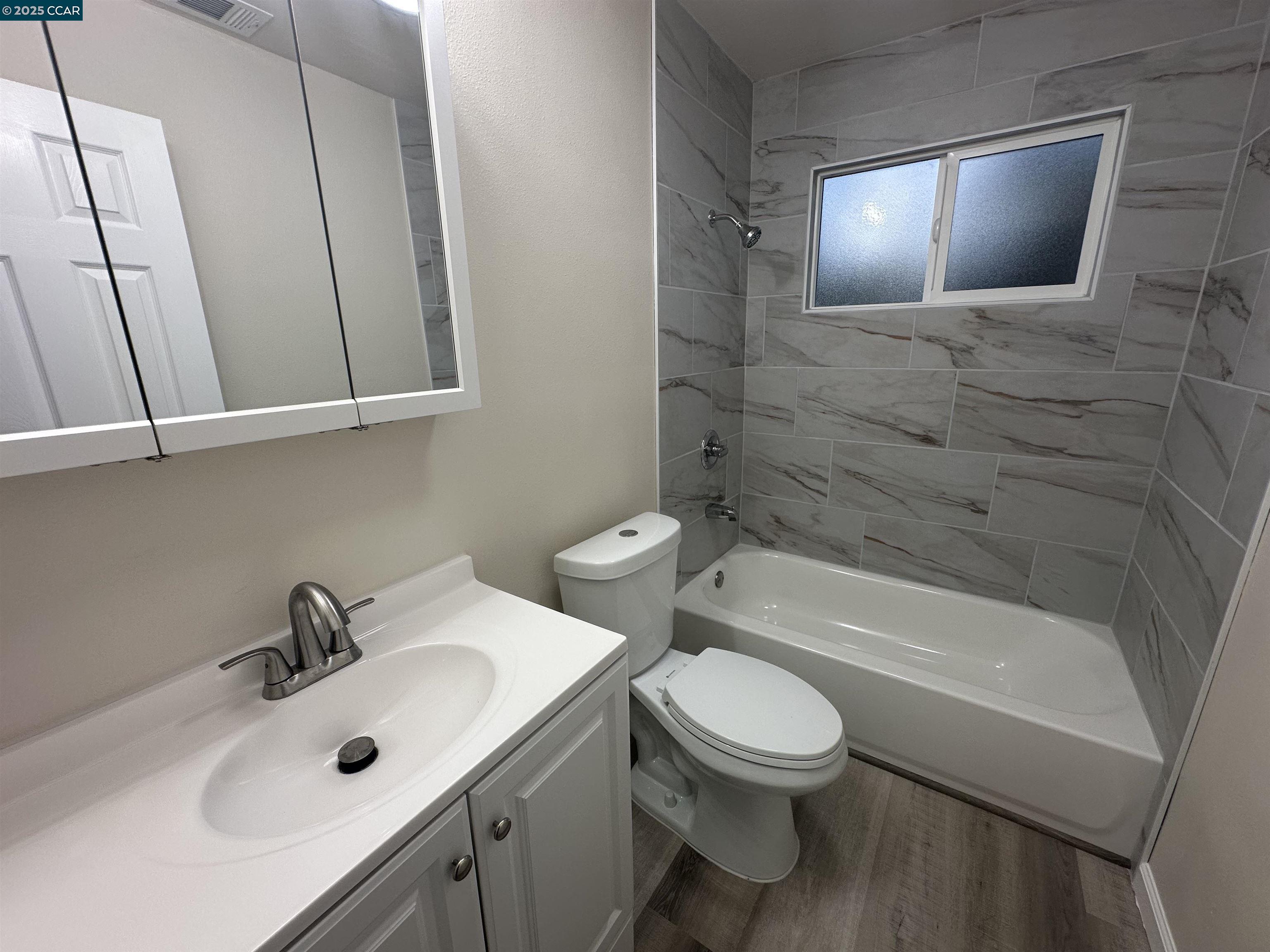 Detail Gallery Image 12 of 25 For 615 School St, Pittsburg,  CA 94565 - 3 Beds | 1 Baths