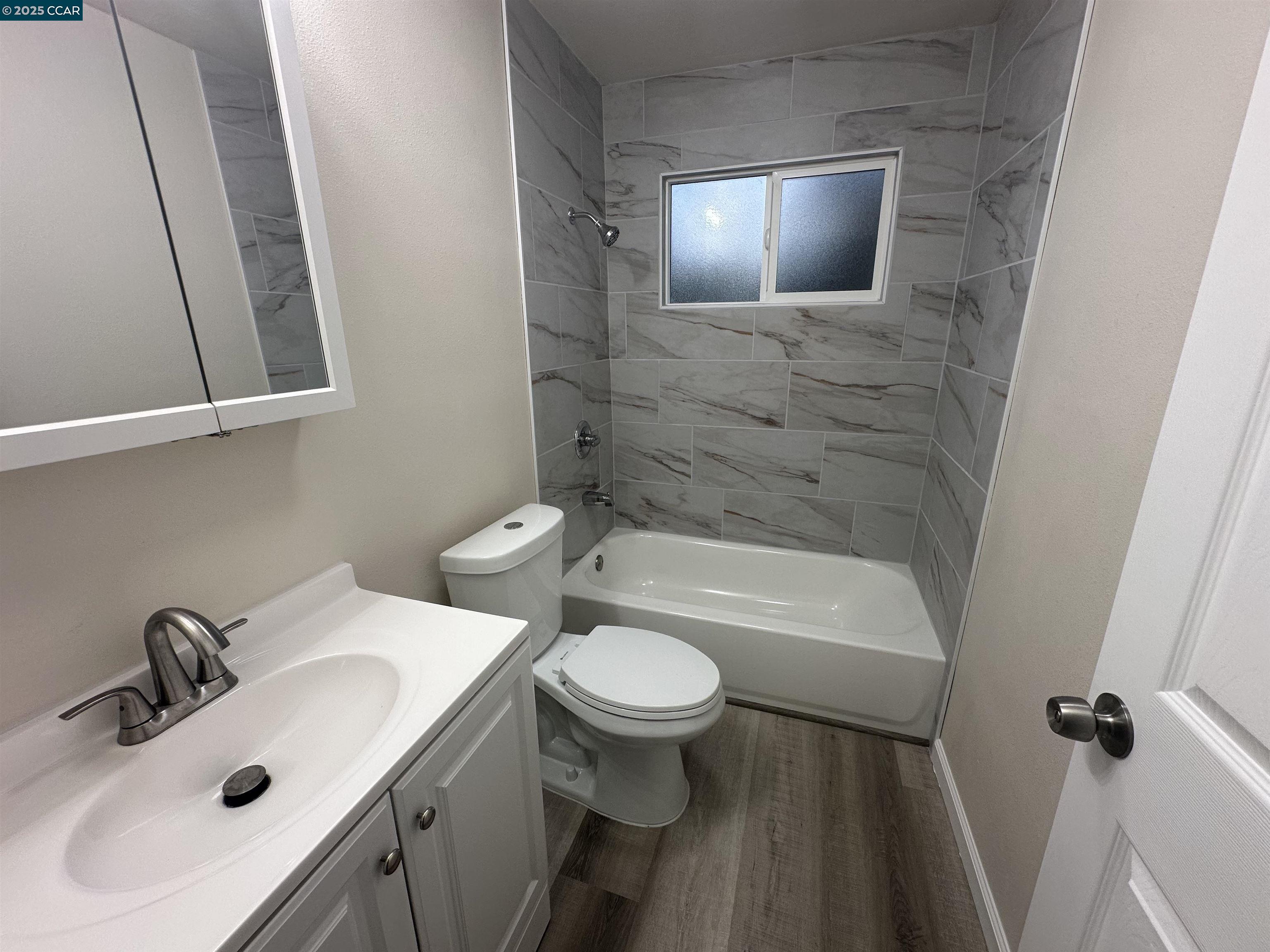 Detail Gallery Image 13 of 25 For 615 School St, Pittsburg,  CA 94565 - 3 Beds | 1 Baths
